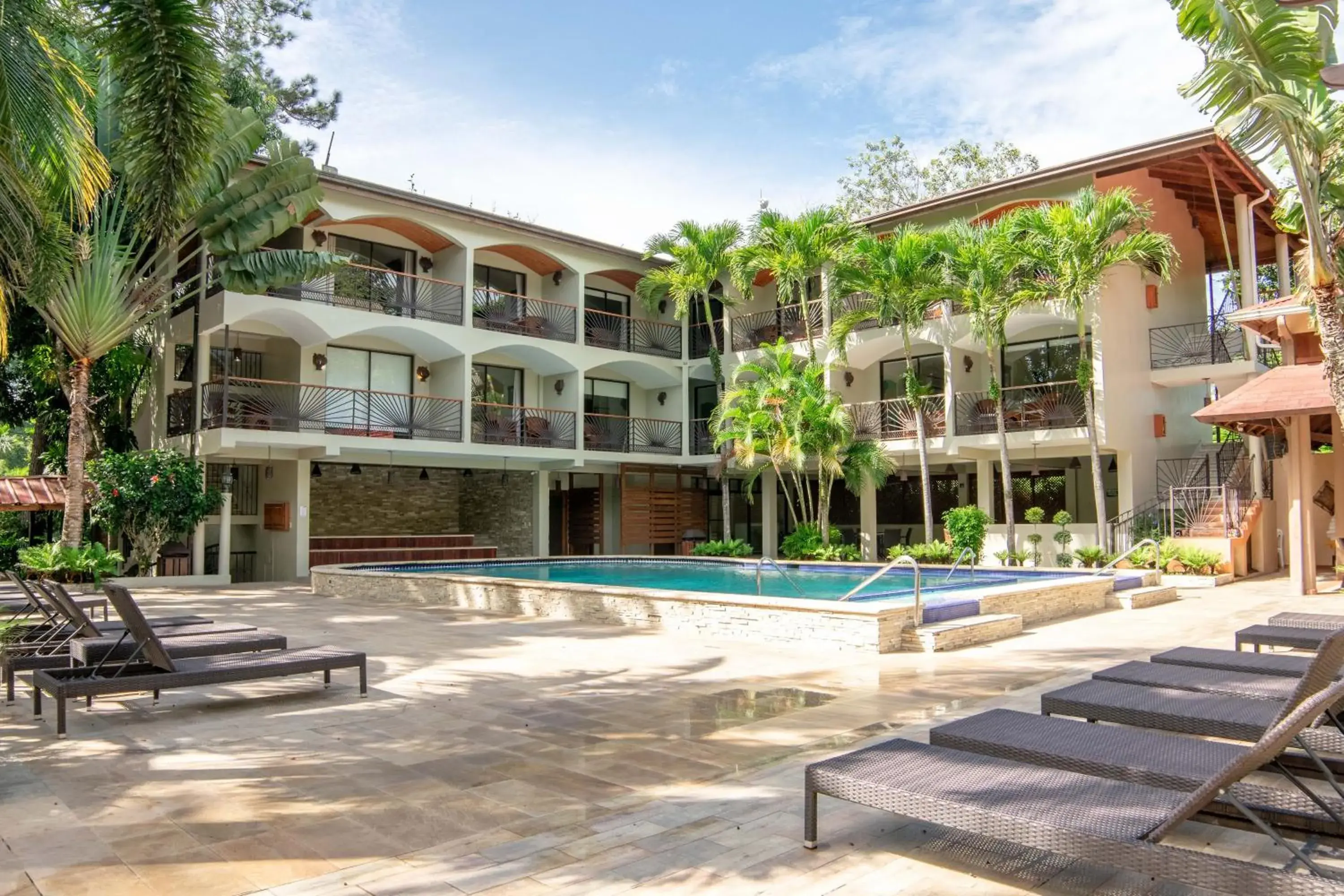 Pool view, Property Building in Hotel Gran Jimenoa