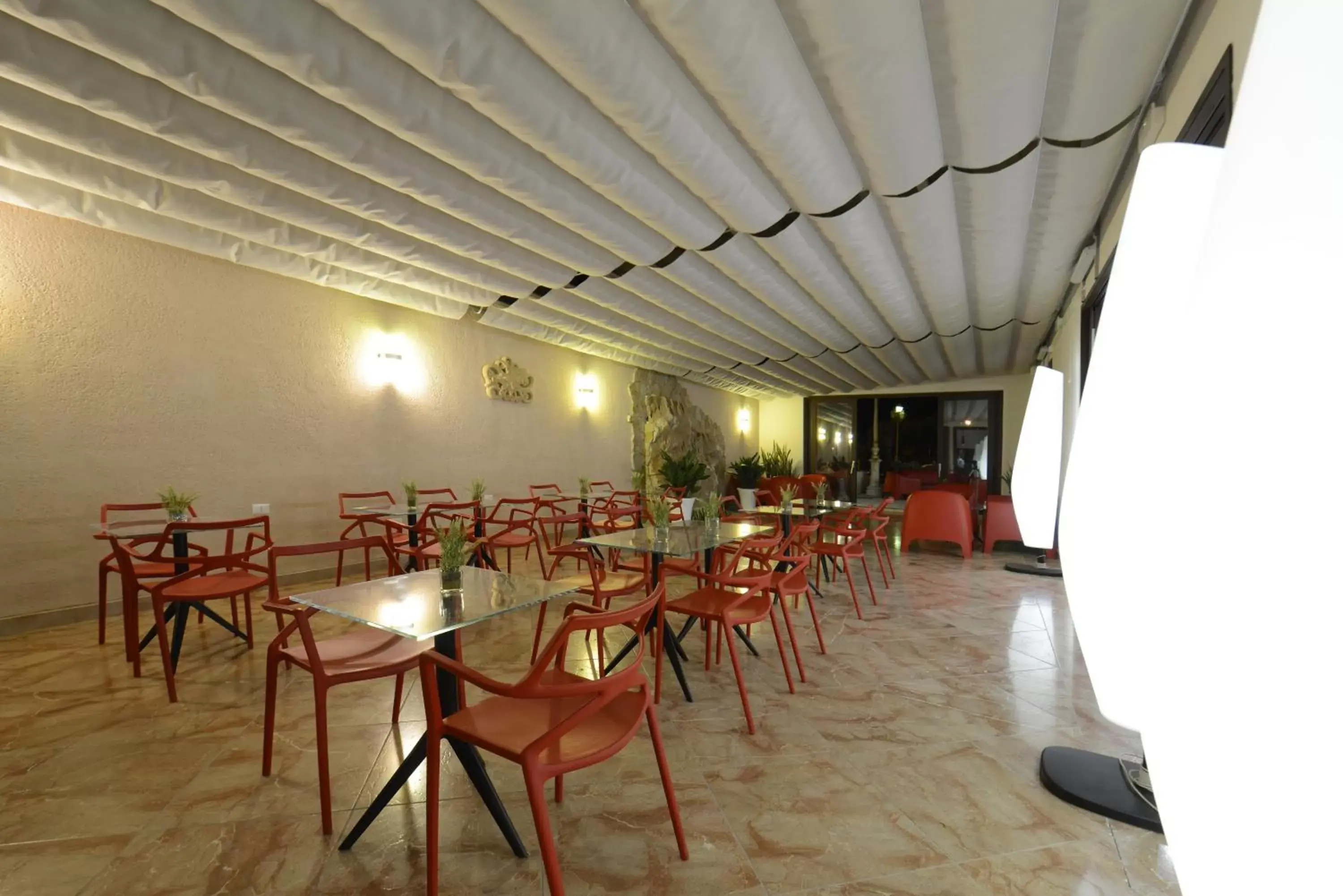 Patio, Restaurant/Places to Eat in Best Western Hotel Martello