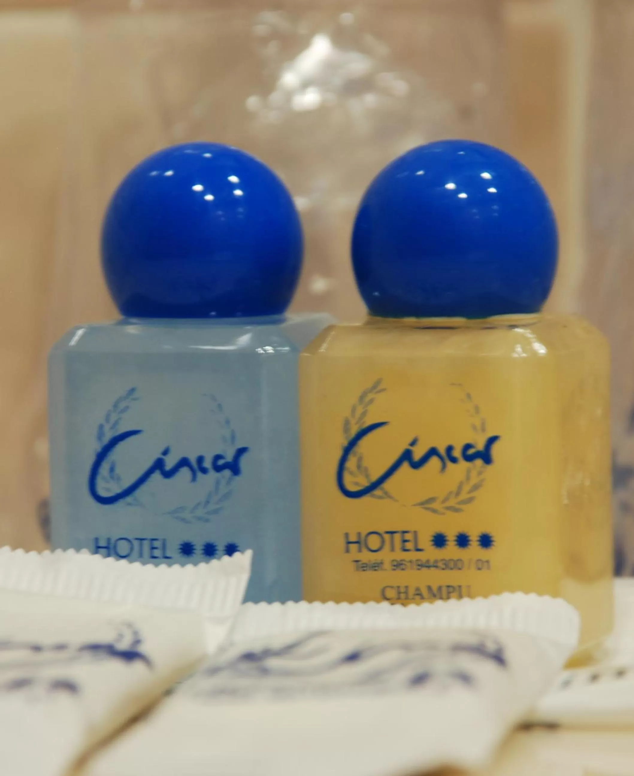 Bathroom in Checkin Valencia Ciscar