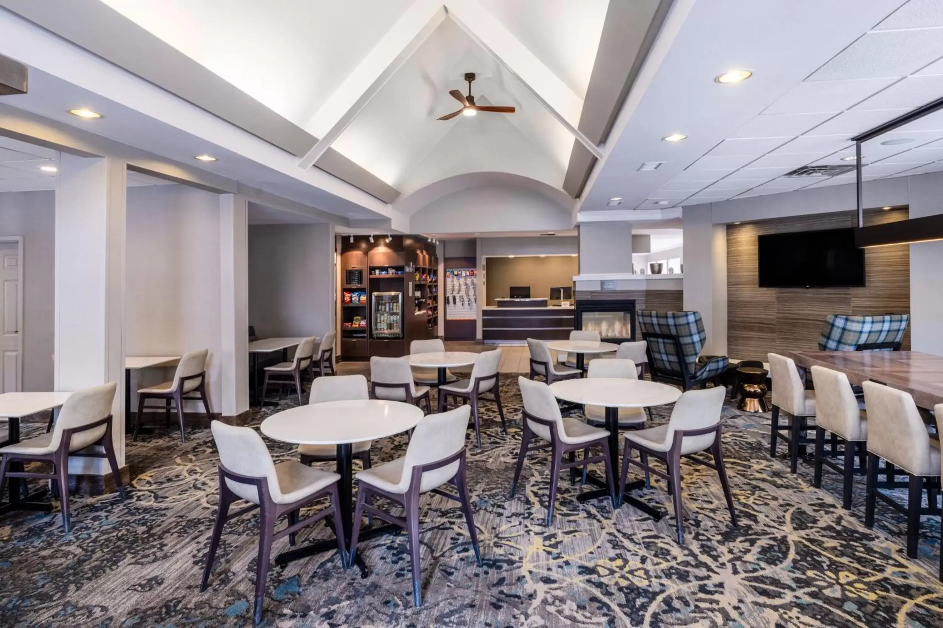 Lobby or reception, Restaurant/Places to Eat in Residence Inn Denver Southwest/Lakewood