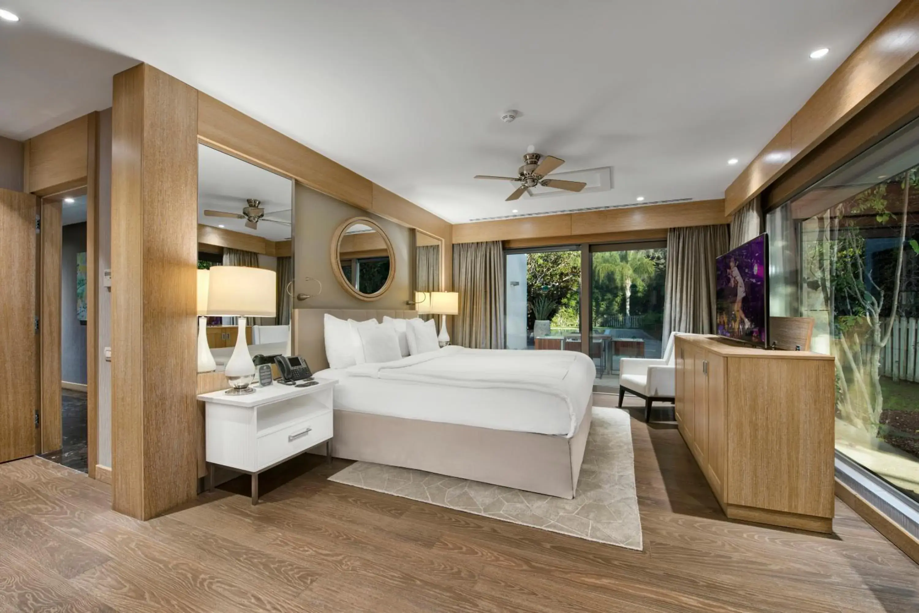 Bedroom, Bed in Regnum Carya