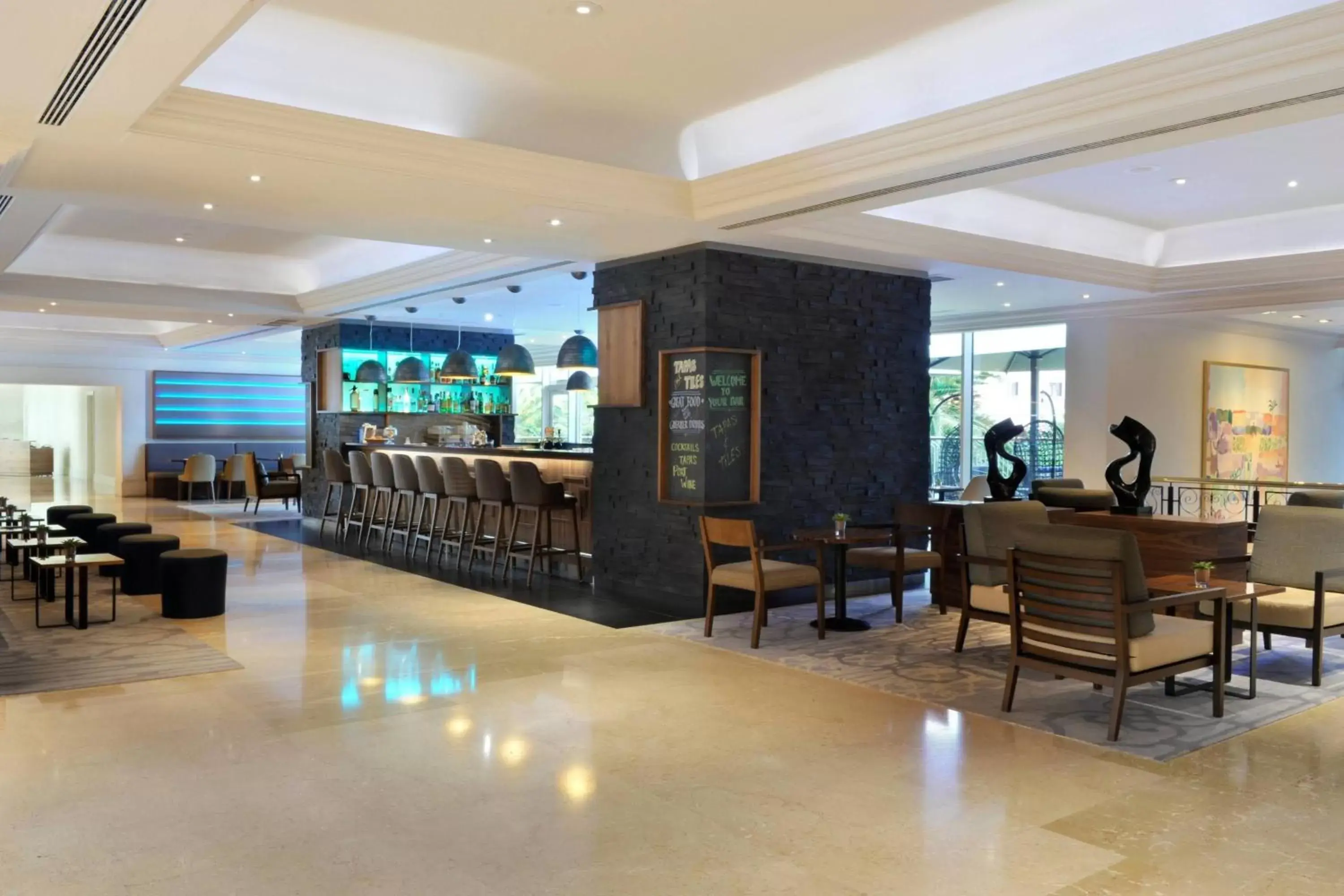 Lobby or reception, Restaurant/Places to Eat in Lisbon Marriott Hotel