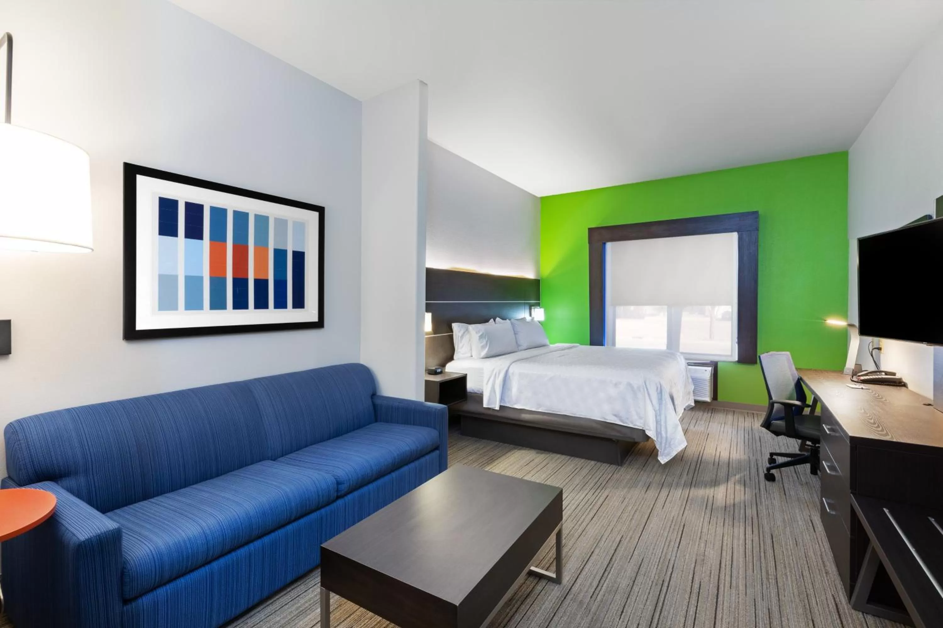 Photo of the whole room, Bed in Holiday Inn Express Guymon by IHG