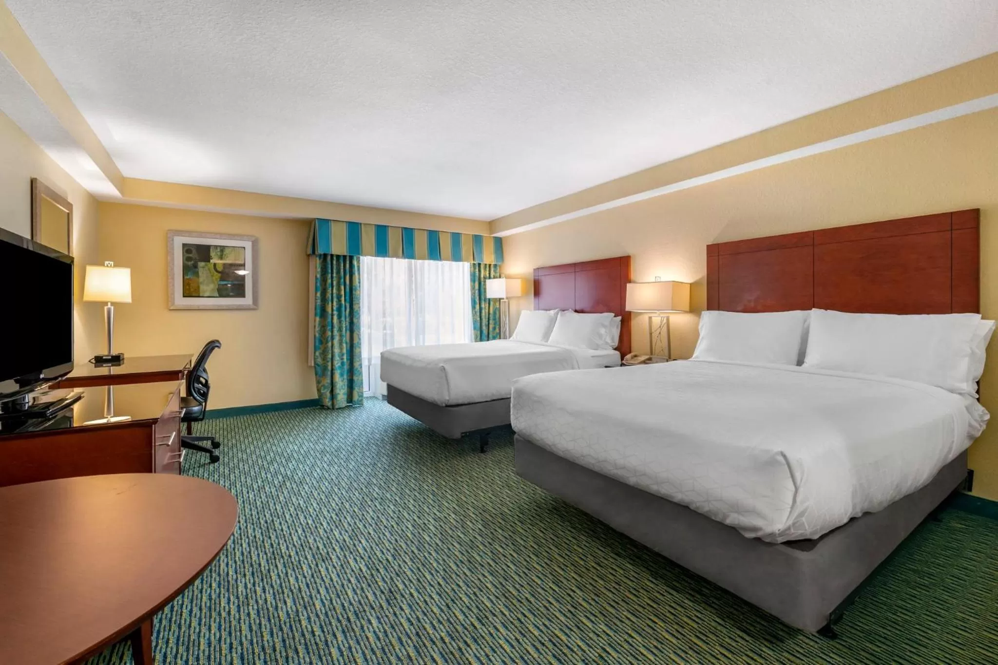 Photo of the whole room, Bed in Holiday Inn Resort Orlando - Lake Buena Vista by IHG