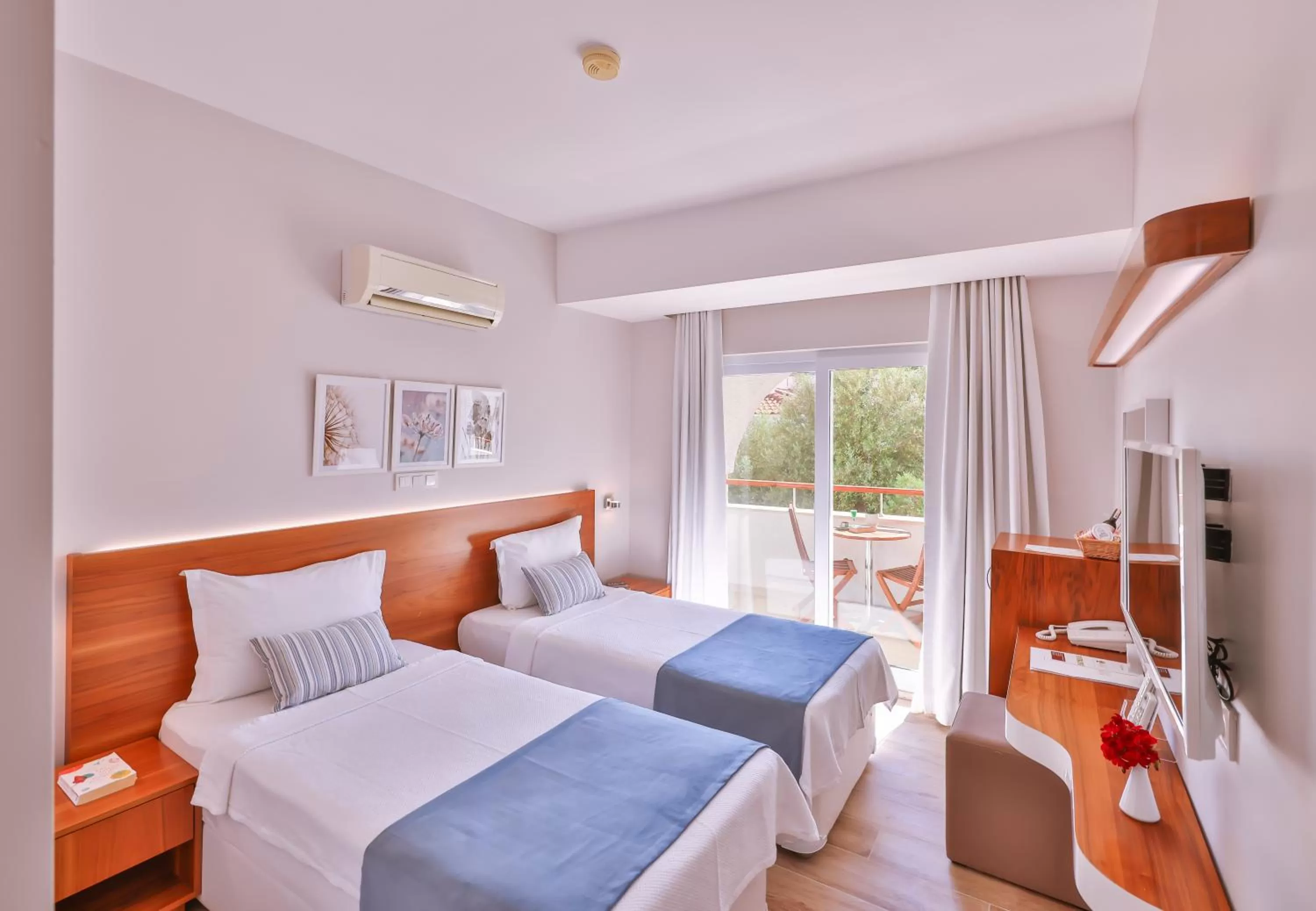 Bed in Olea Nova Hotel