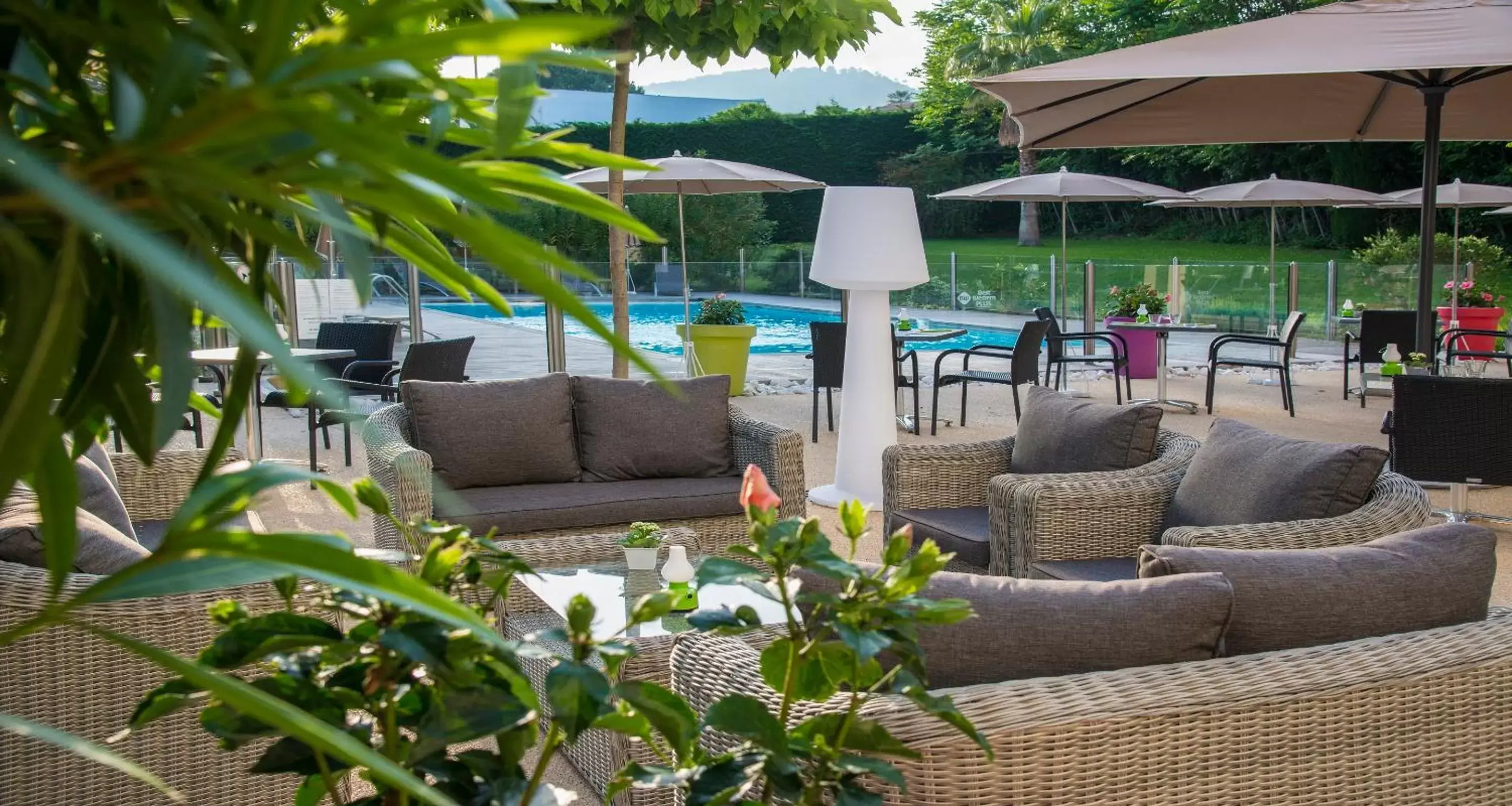 Patio, Seating Area in Best Western PLUS Elixir Grasse