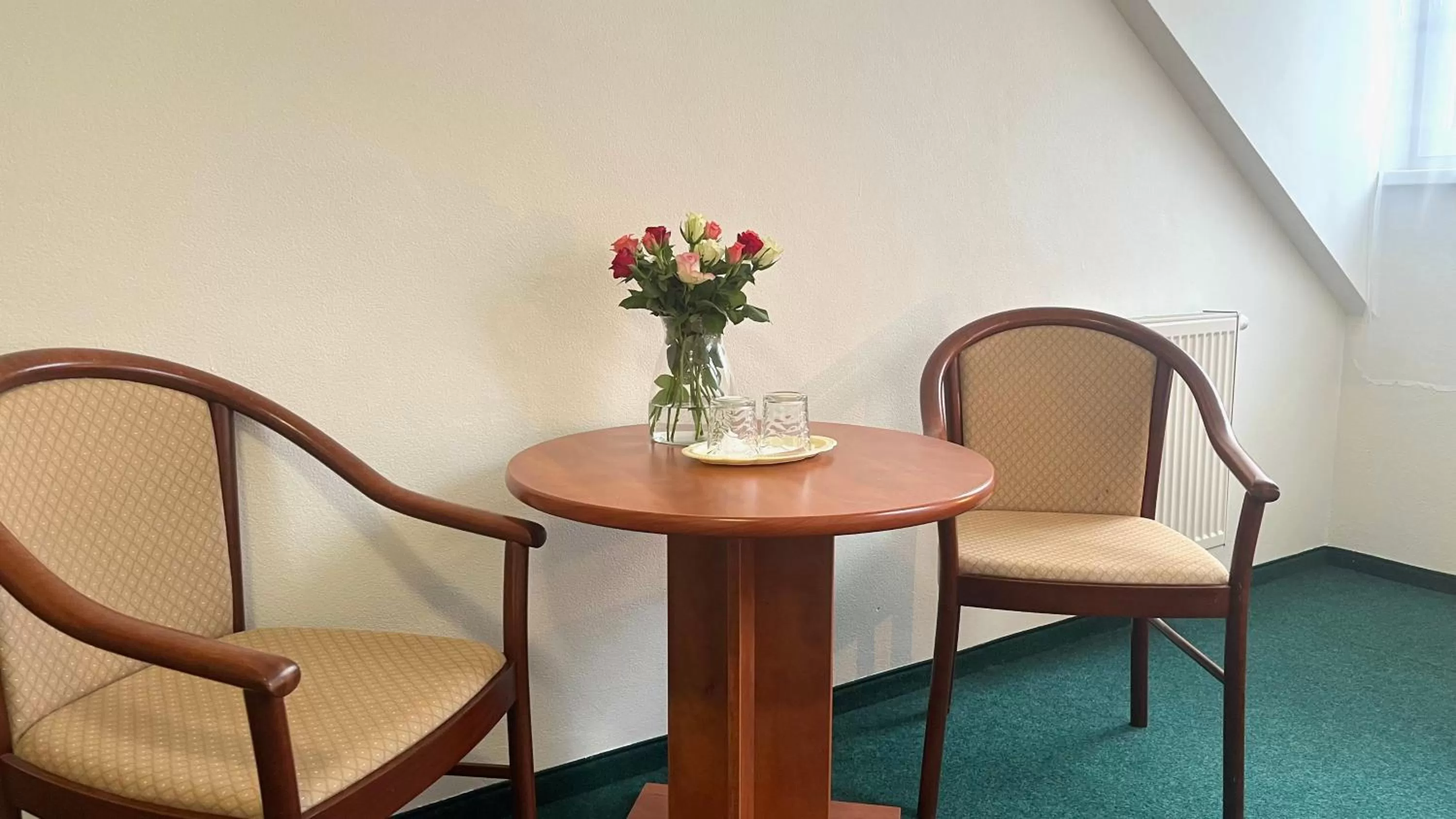 Seating area in Hotel Karolina