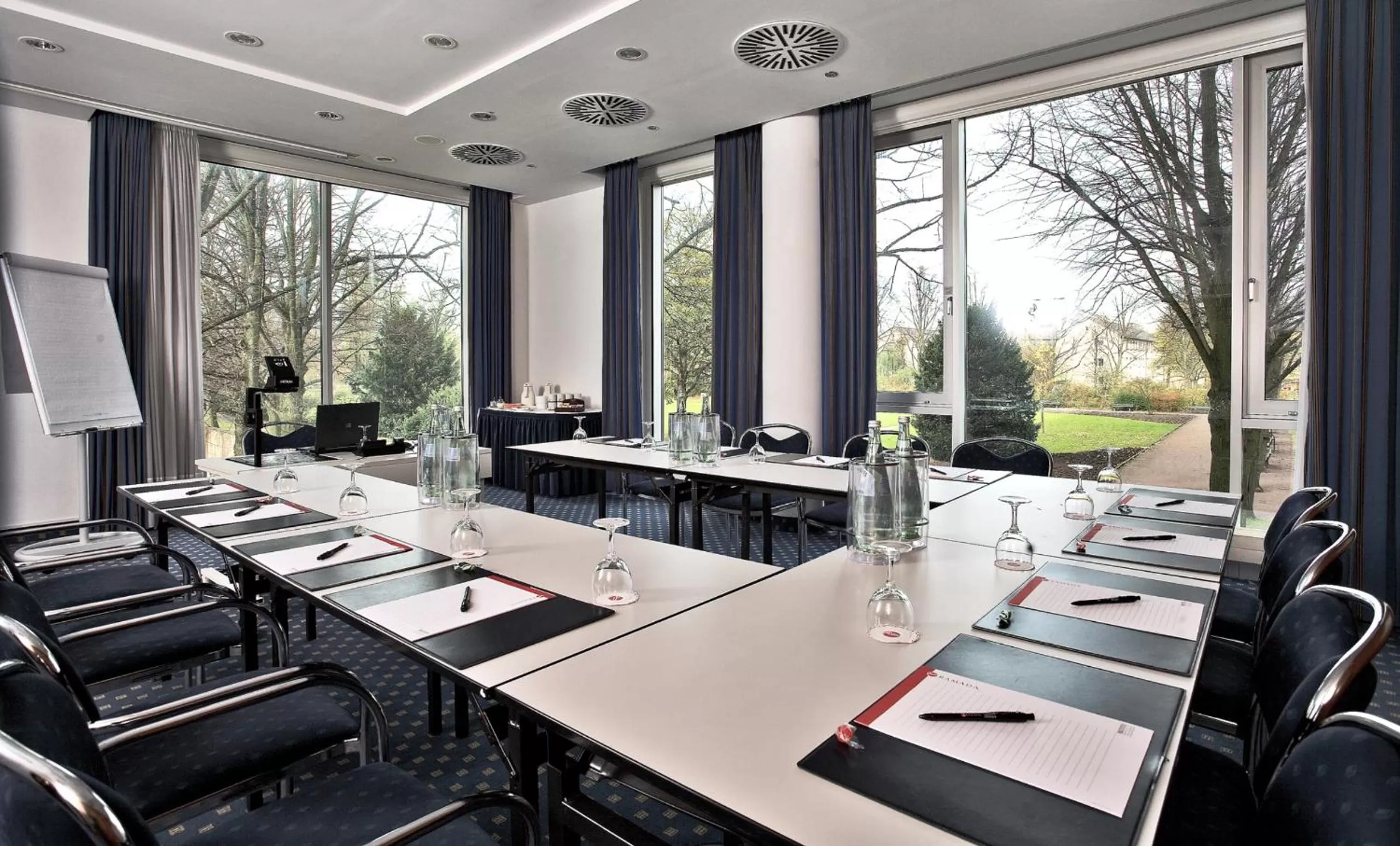 Meeting/conference room in H4 Hotel Kassel City, Trademark Collection by Wyndham