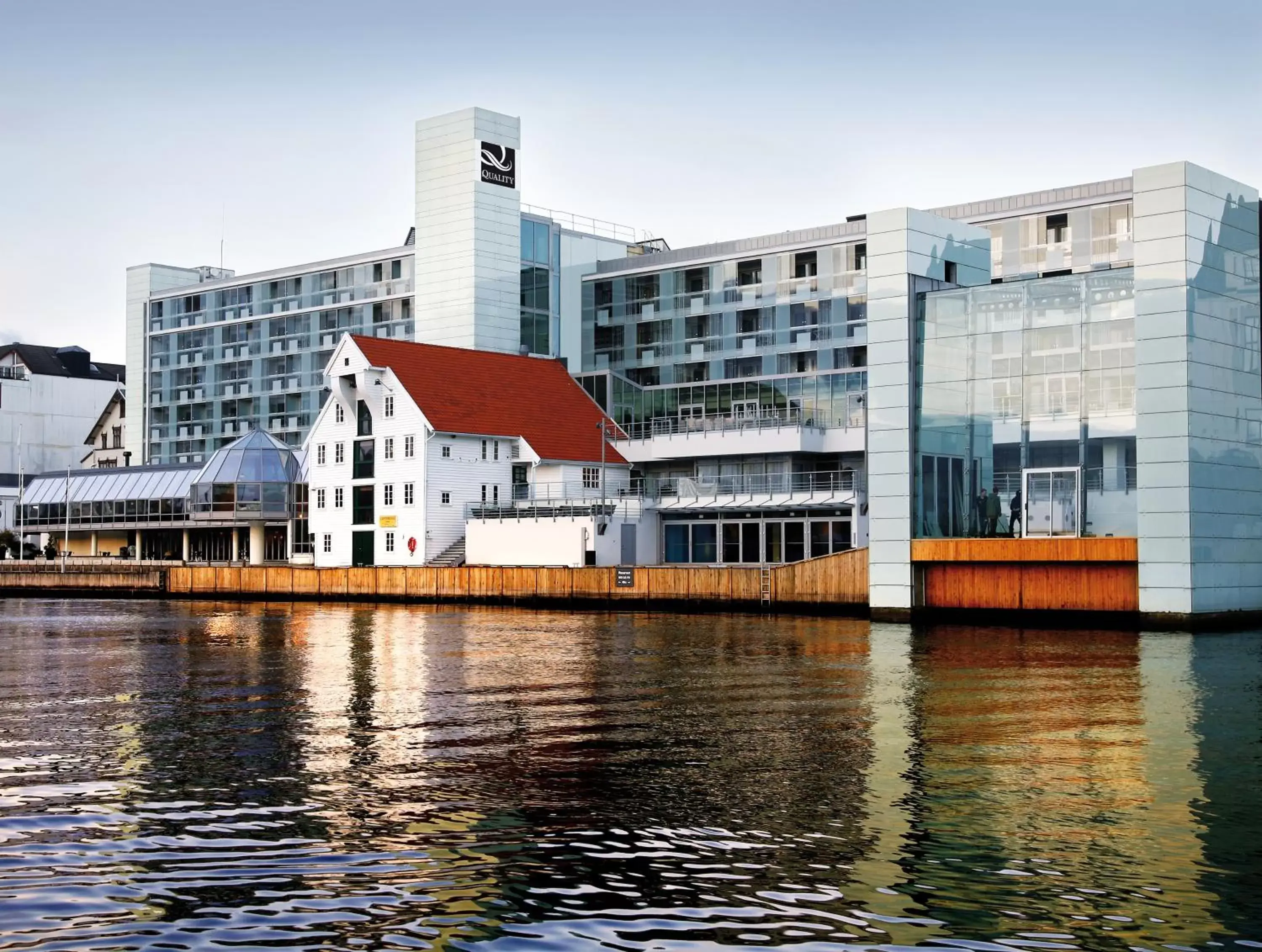 Facade/entrance, Property Building in Quality Hotel Maritim