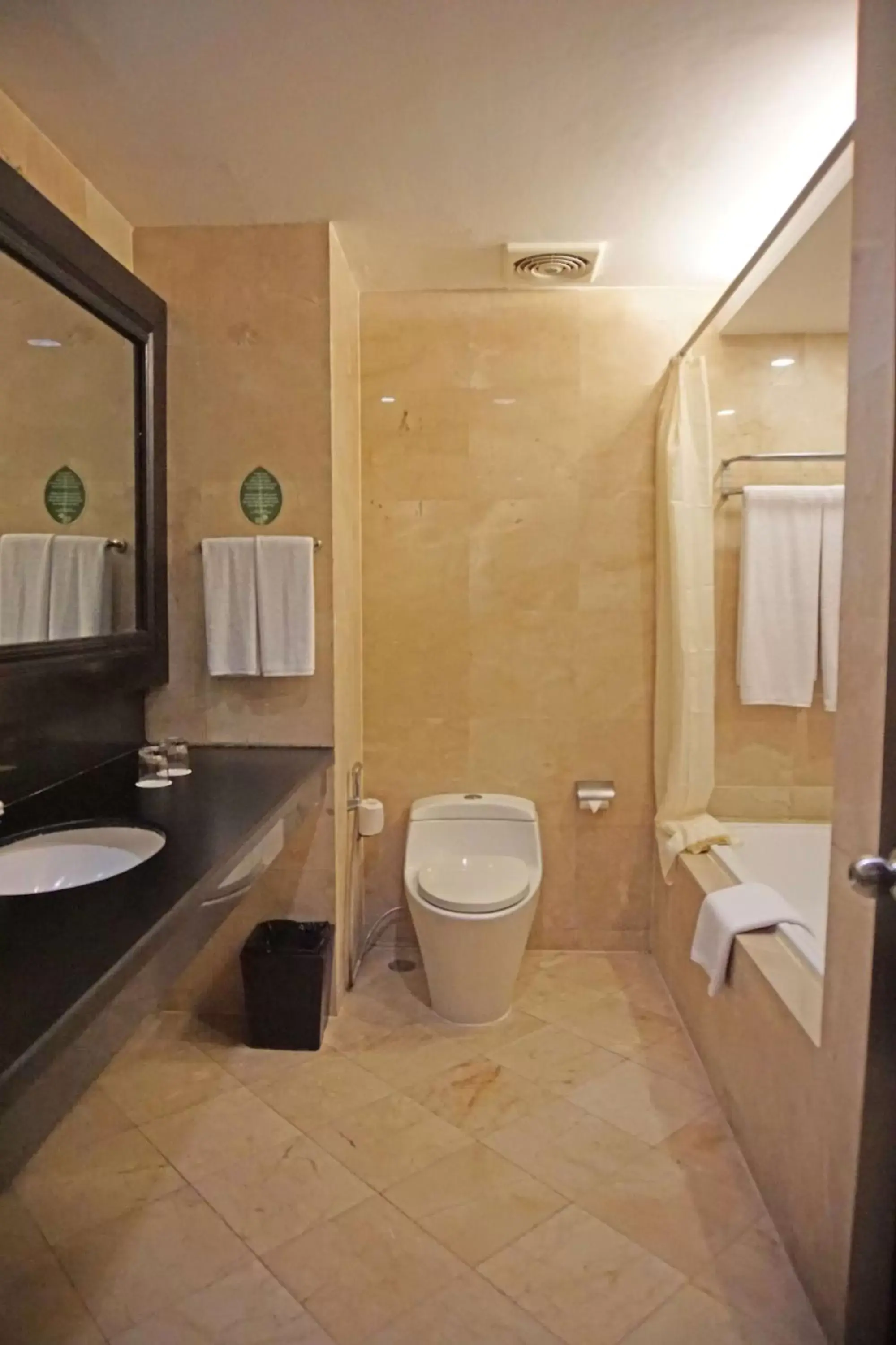 Bathroom in Best Western Resort Kuta