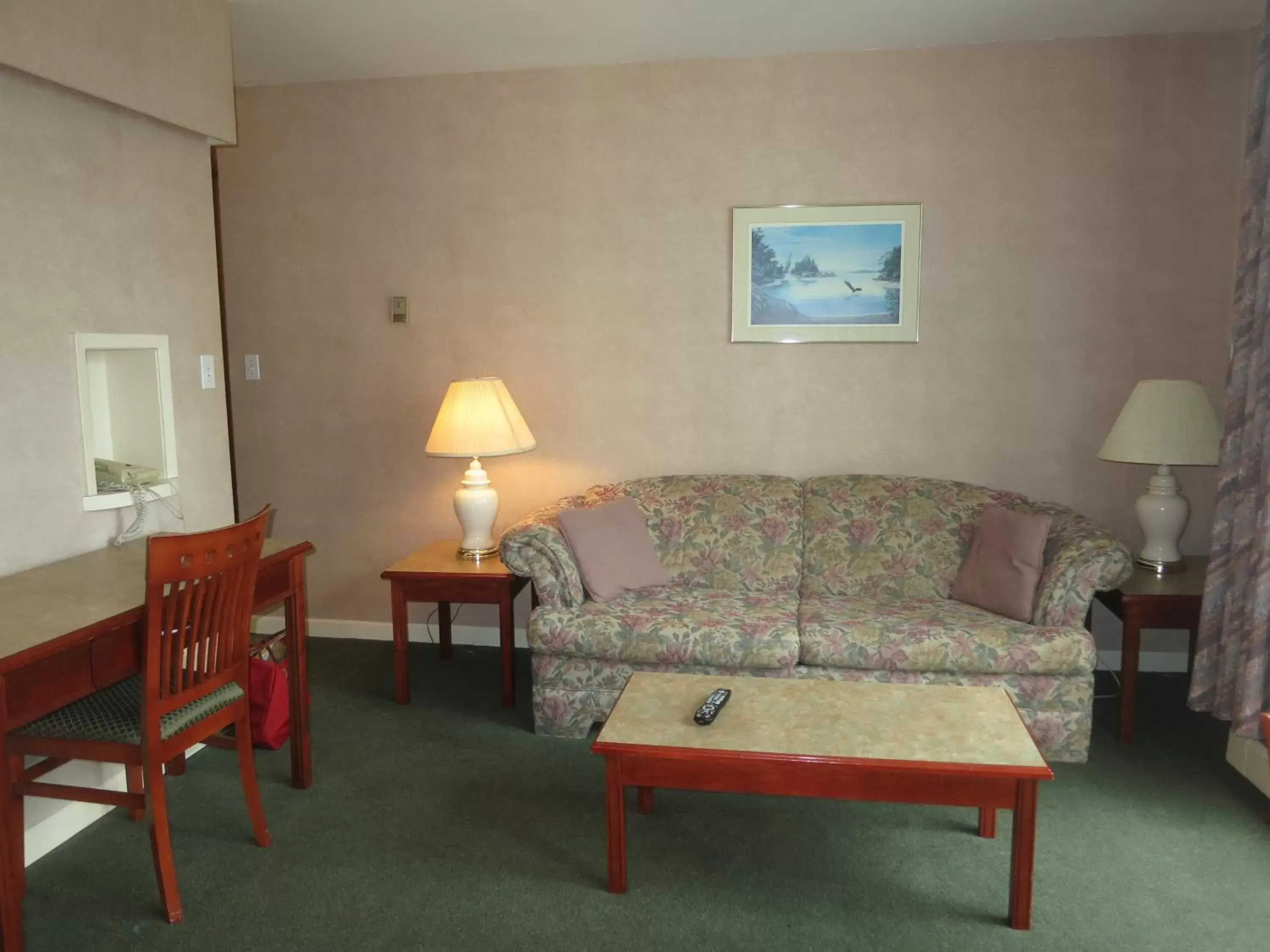 Living room, Seating Area in Tropicana Suite Hotel