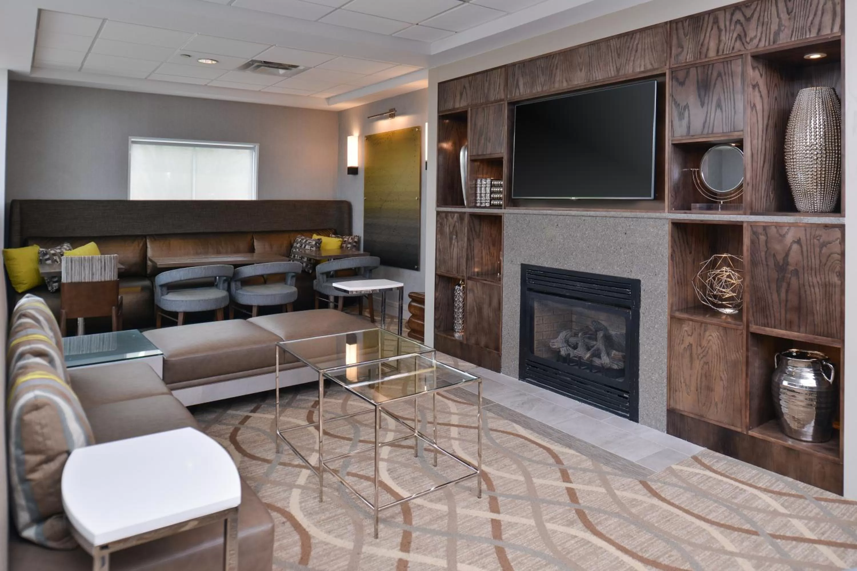 Property building in Holiday Inn Express Hotel & Suites Lafayette by IHG