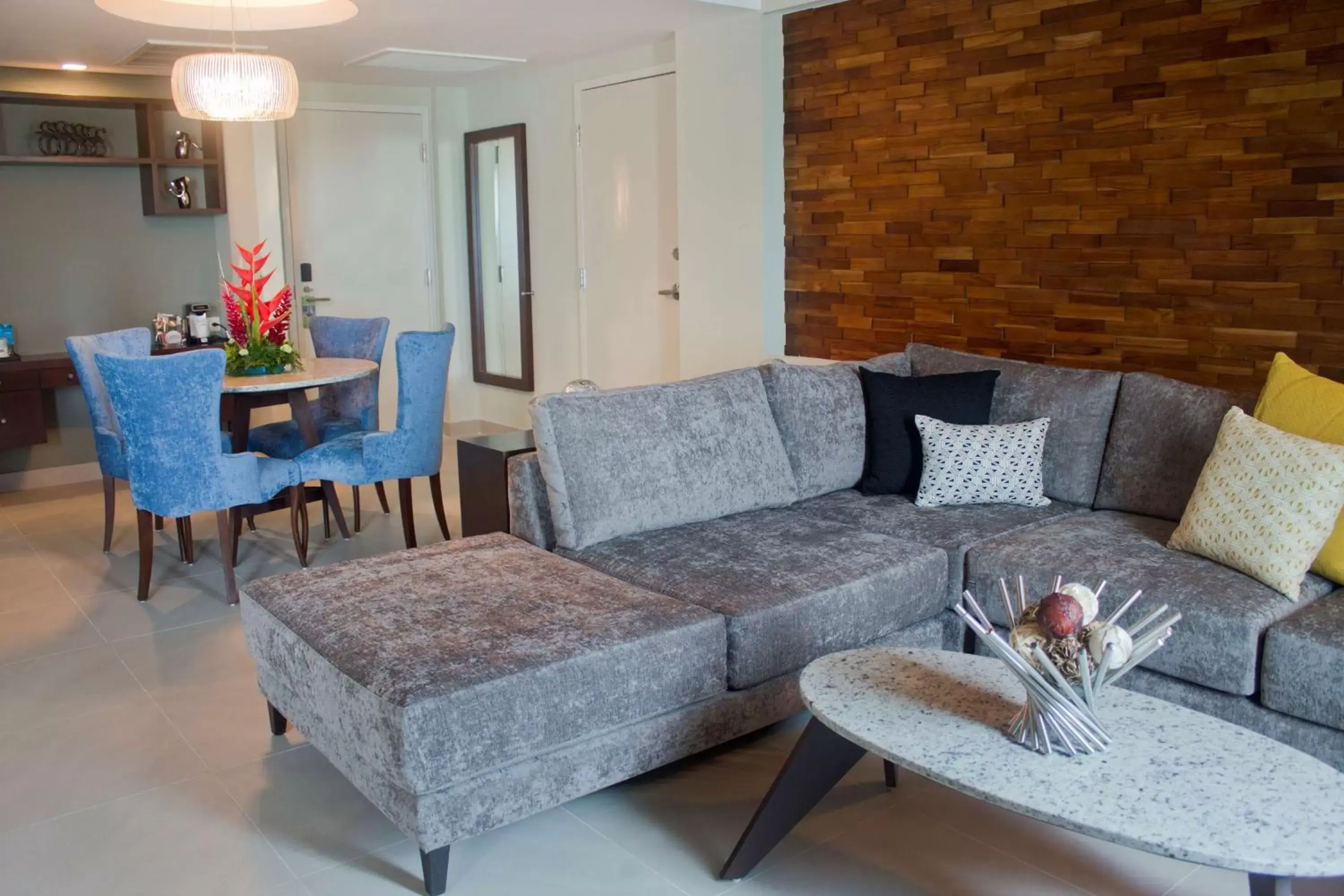 Living room, Seating Area in Hampton Inn by Hilton Villahermosa