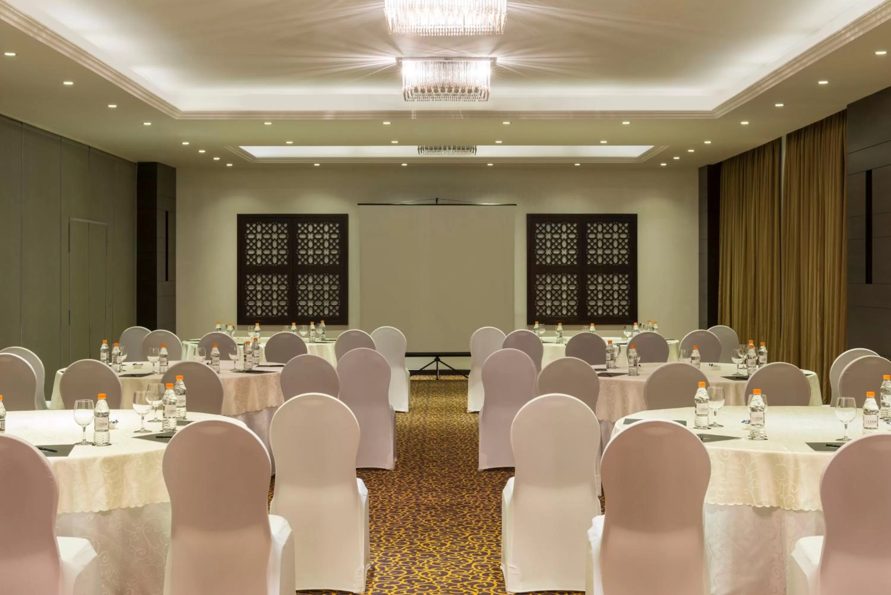 Meeting/conference room in Corp Amman Hotel