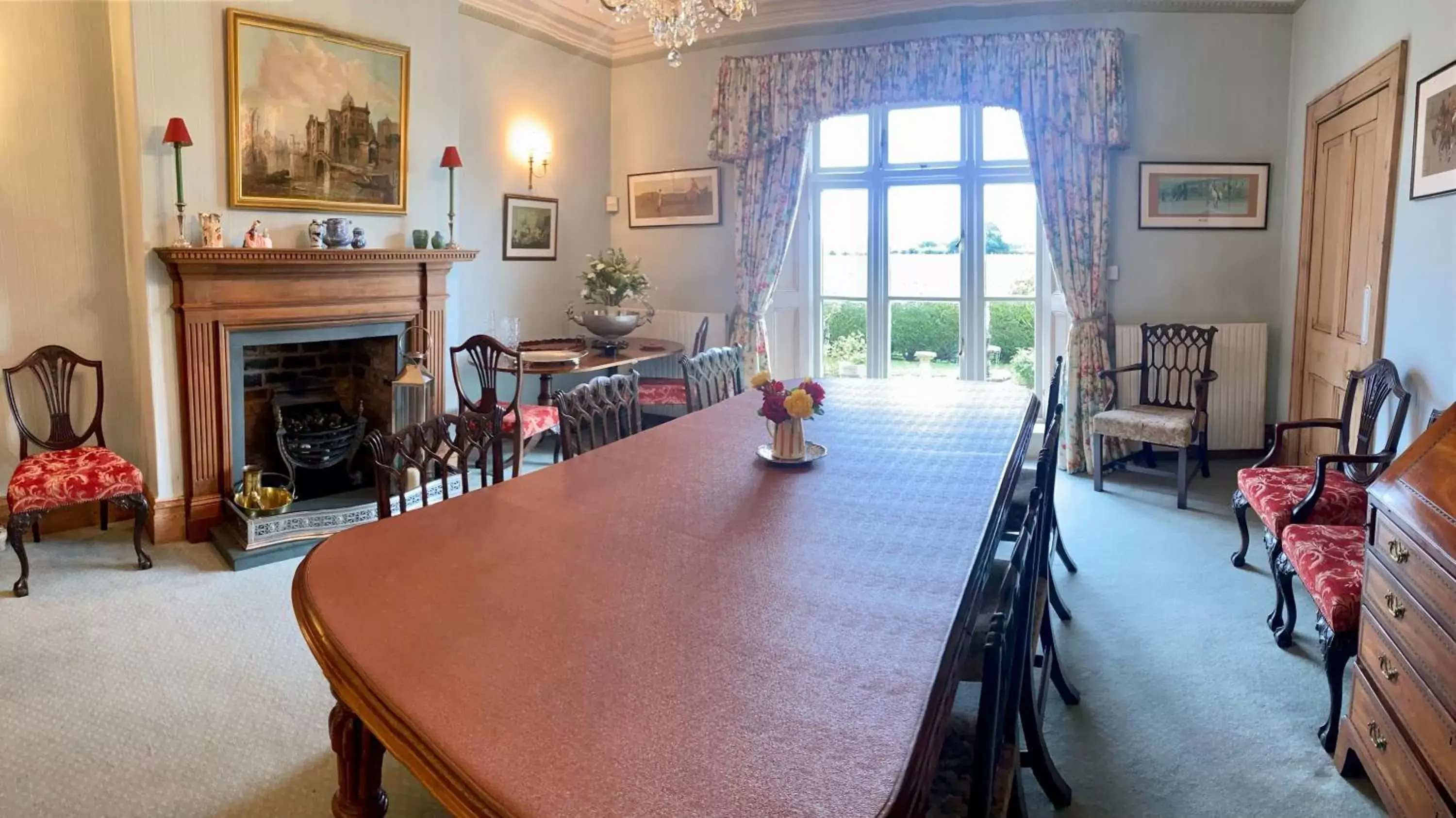 Dining area in Golborne Manor Bed and Breakfast