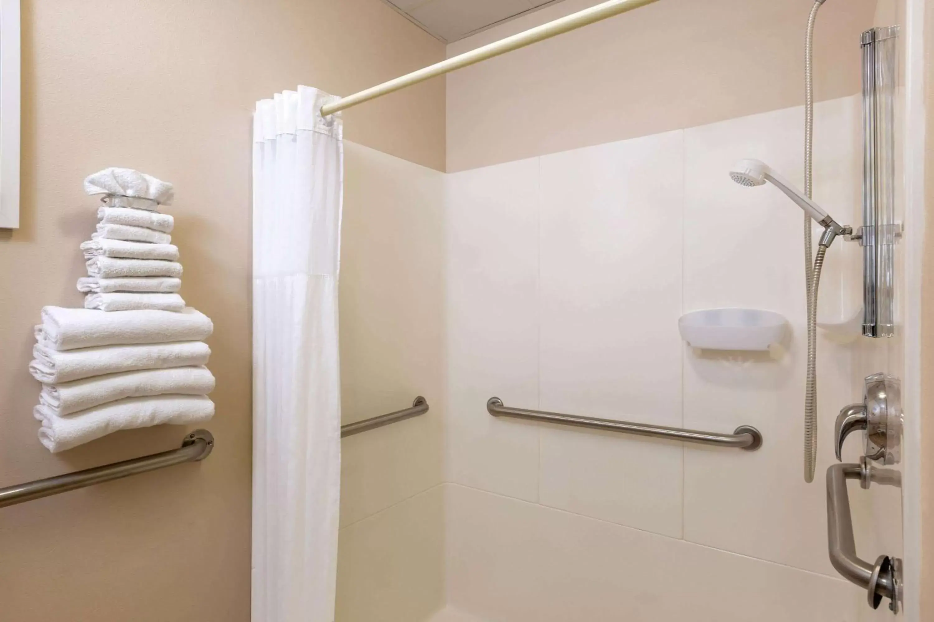 Shower, Bathroom in Days Inn & Suites by Wyndham Madison