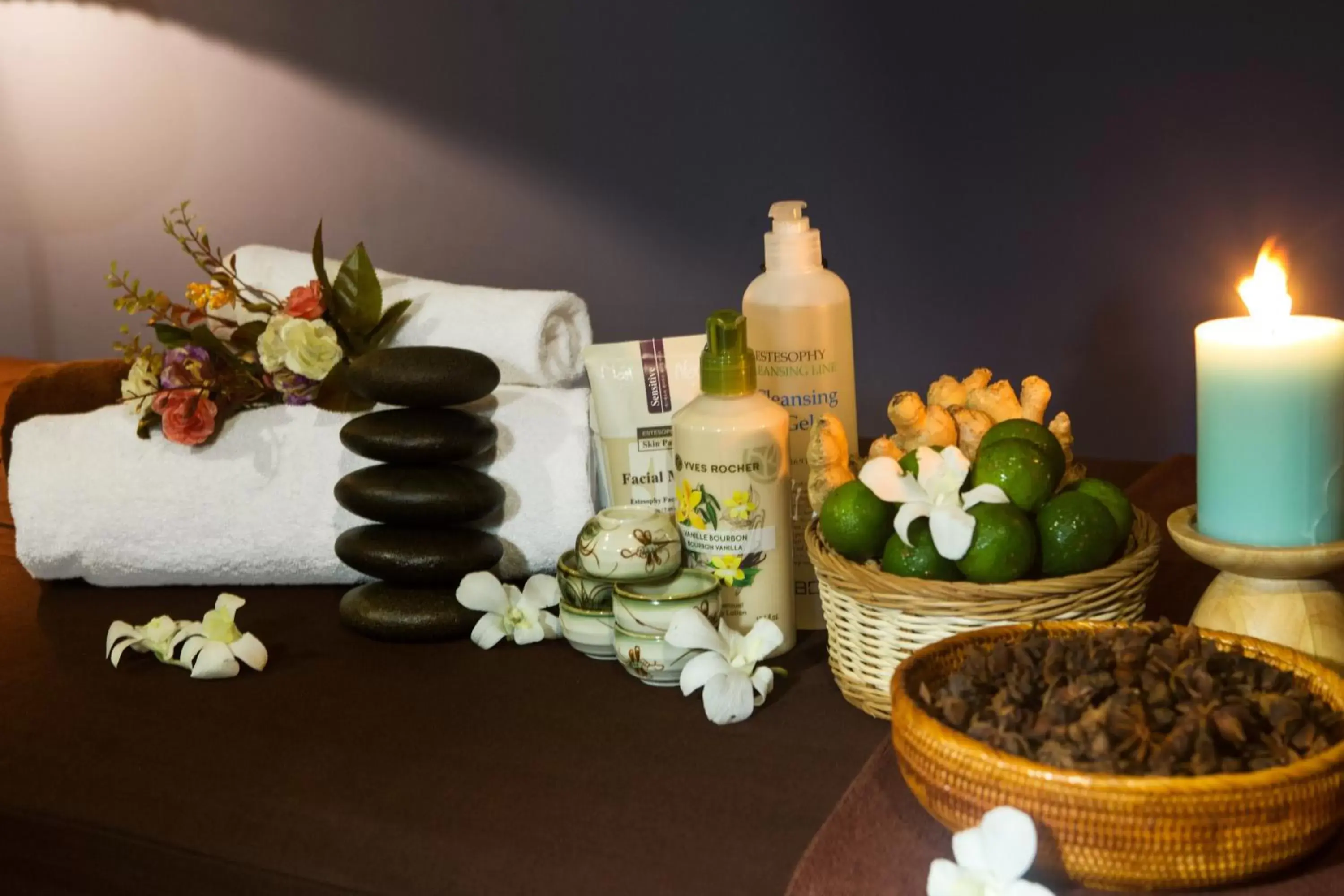 Massage in O'Gallery Premier Hotel & Spa