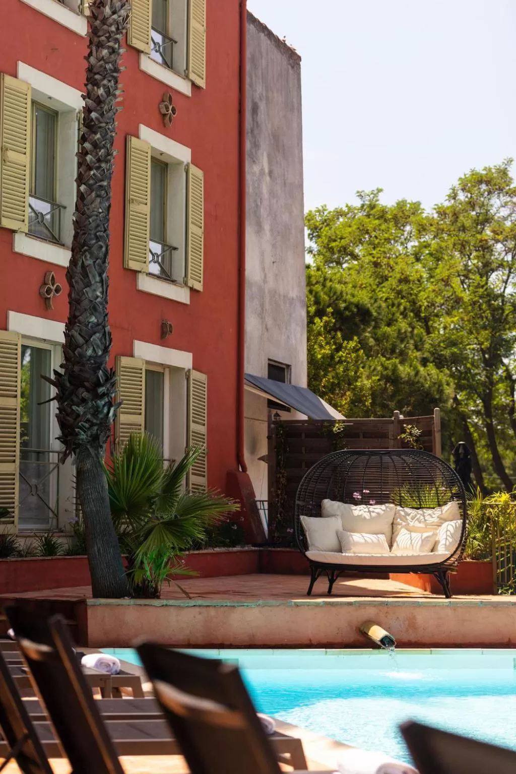 Patio in Hôtel l'Arena