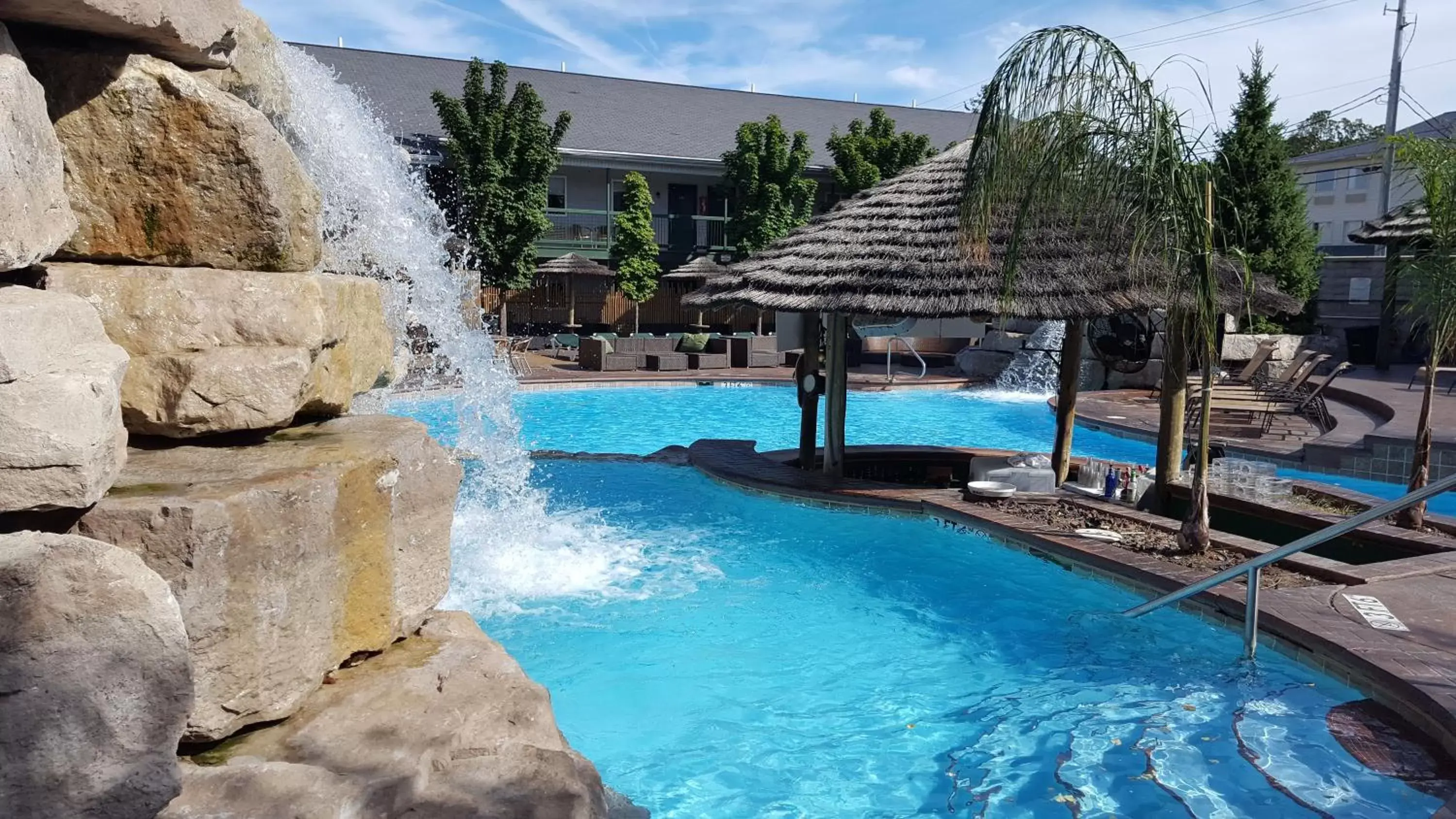 Swimming Pool in Commodore Resort