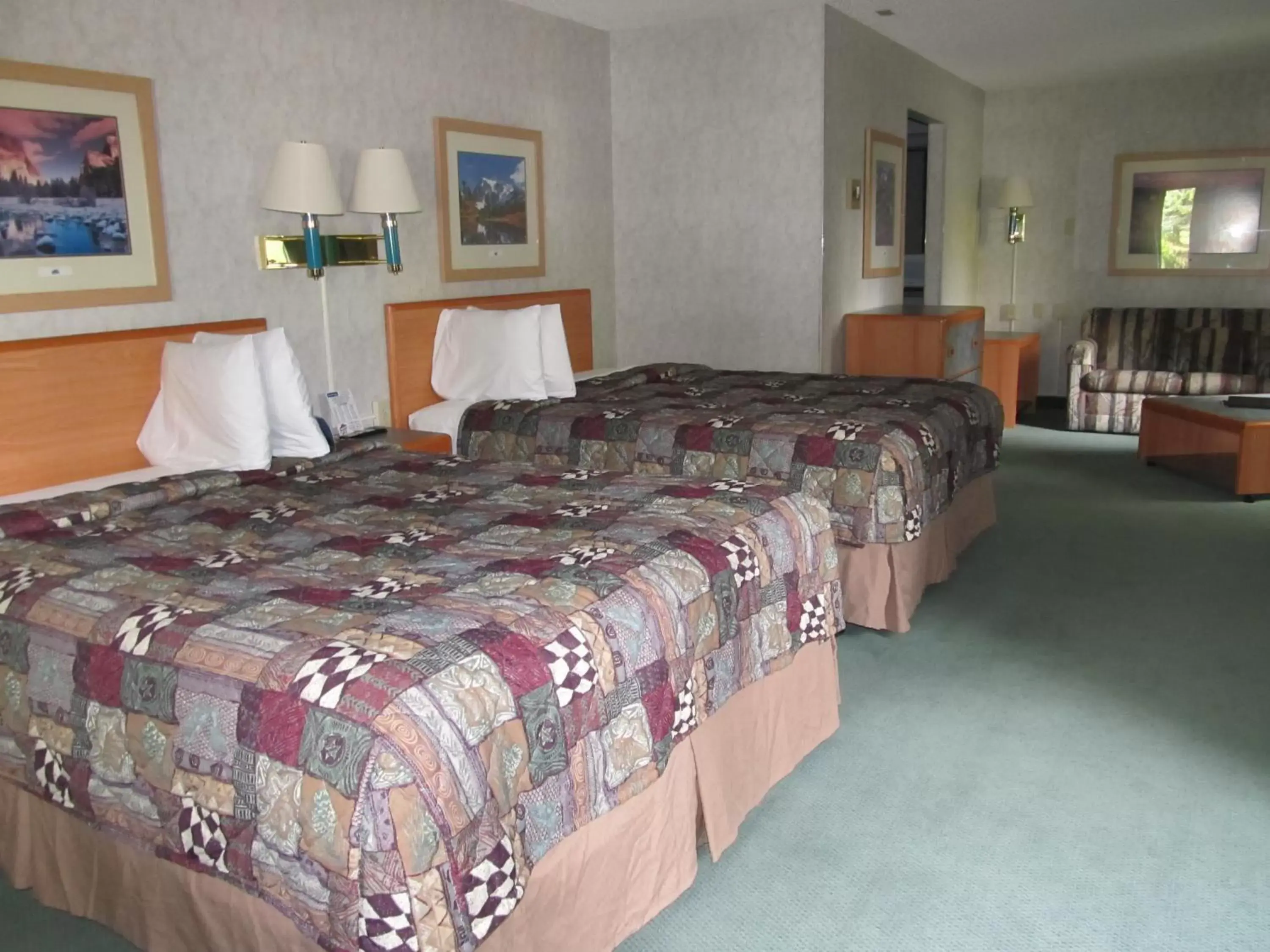 Bed in Travelodge by Wyndham Kalispell