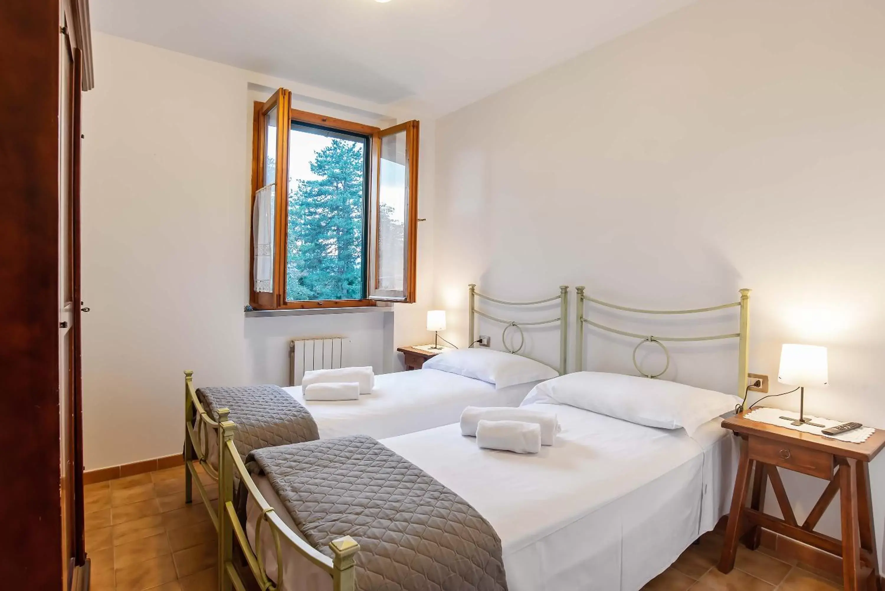 Photo of the whole room, Bed in Residenza di Campagna Montelleri