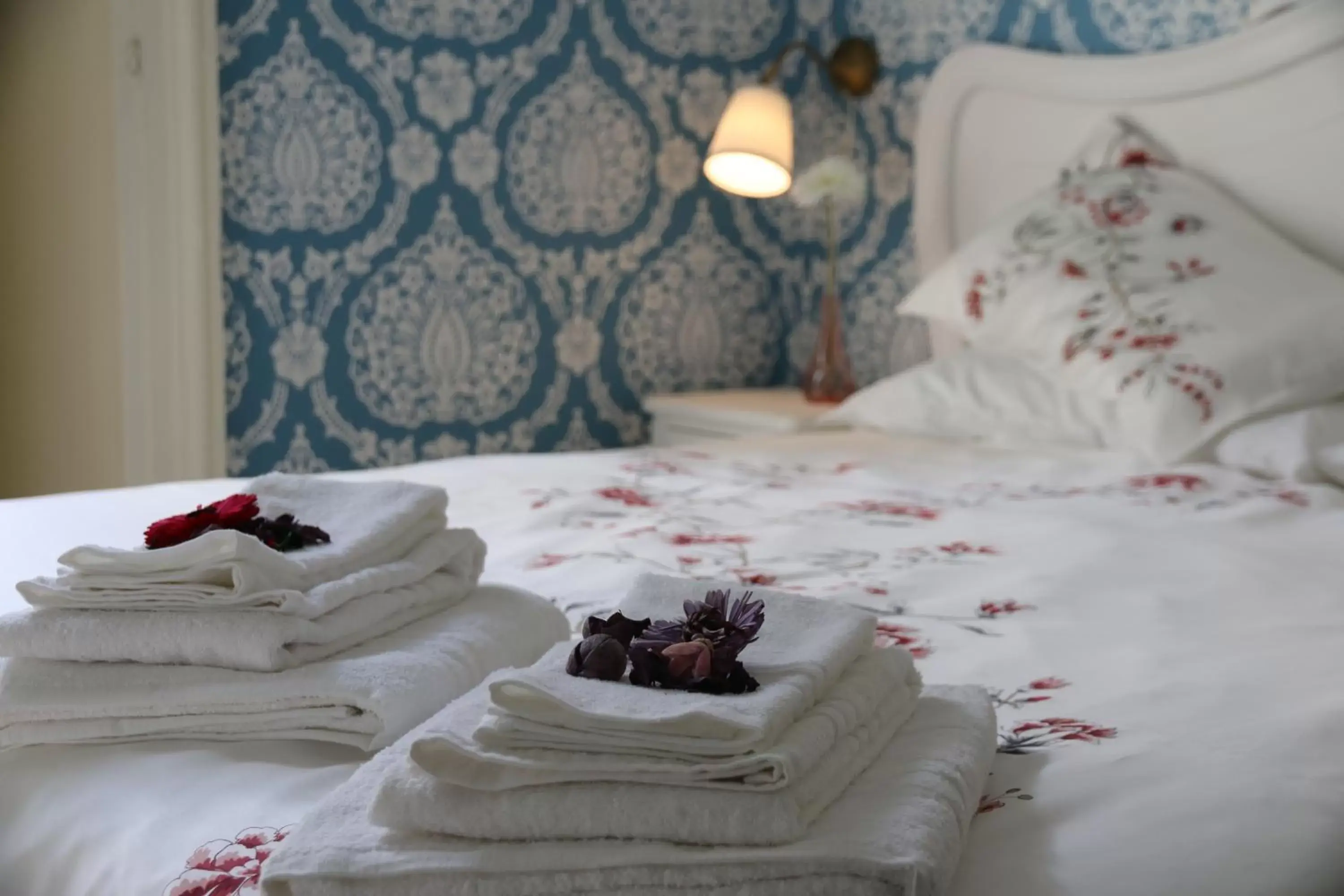 Decorative detail, Bed in Aitna B&B