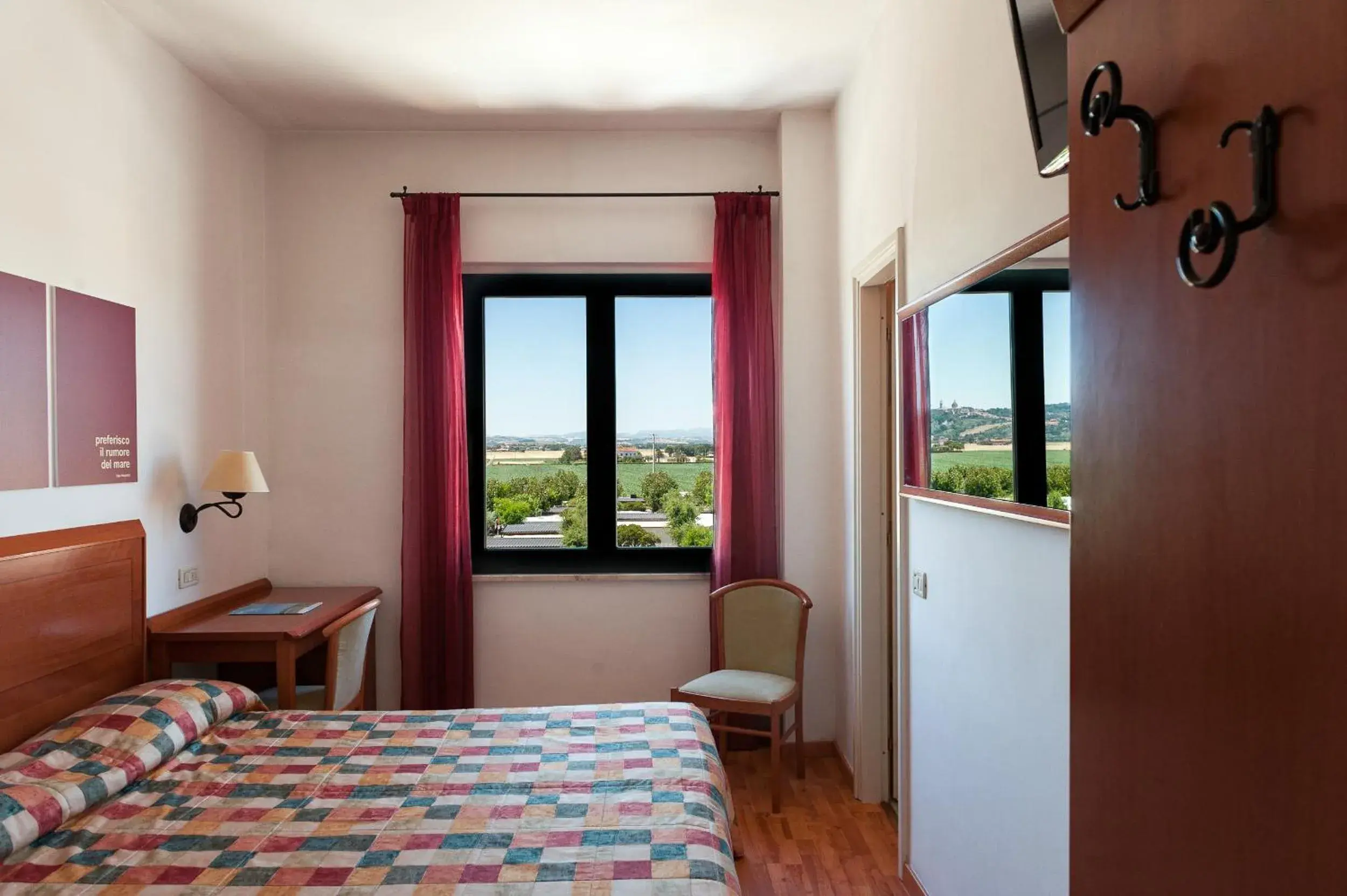 Bedroom in Hotel Il Brigantino