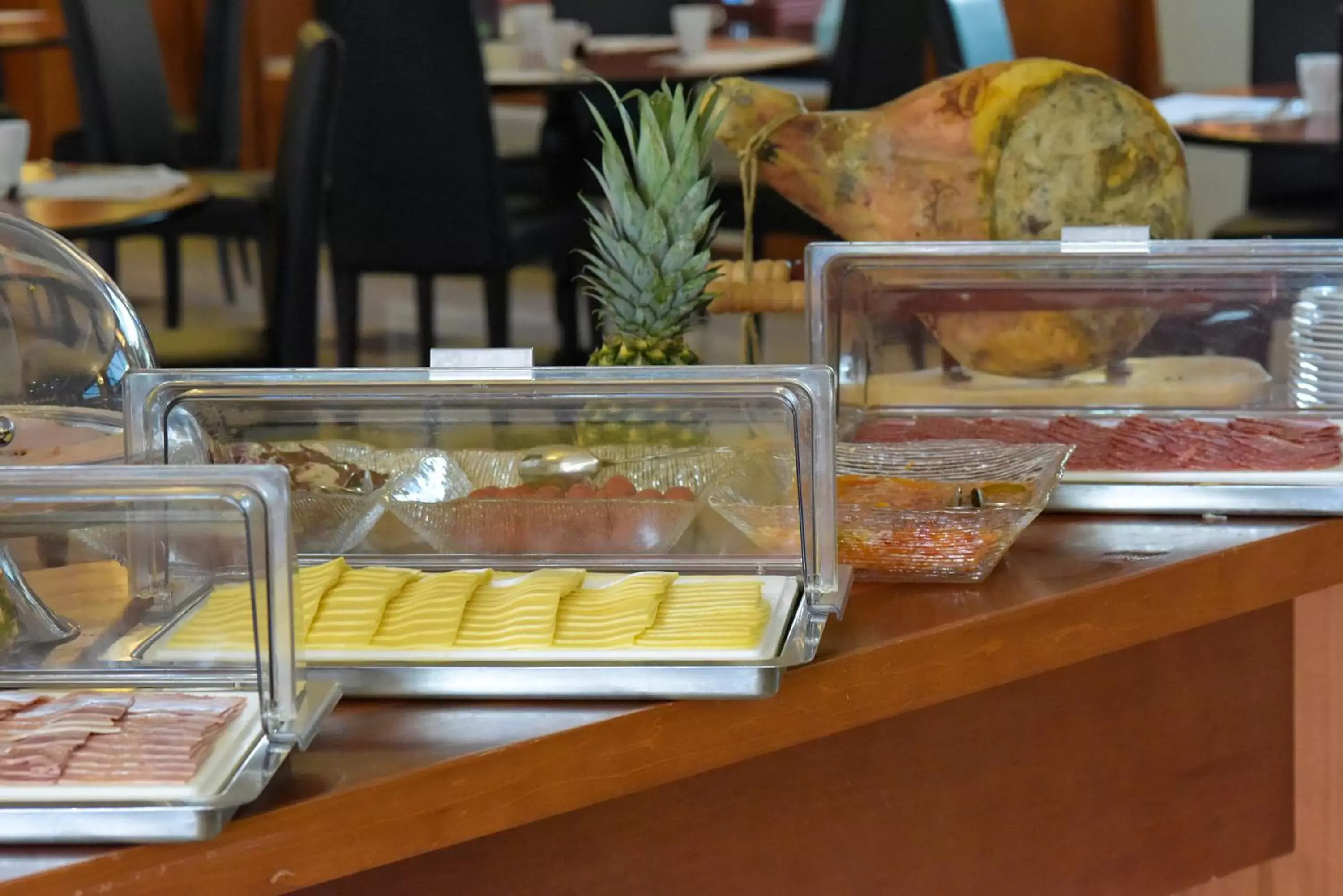 Buffet breakfast, Food in Grand Hotel Tiberio