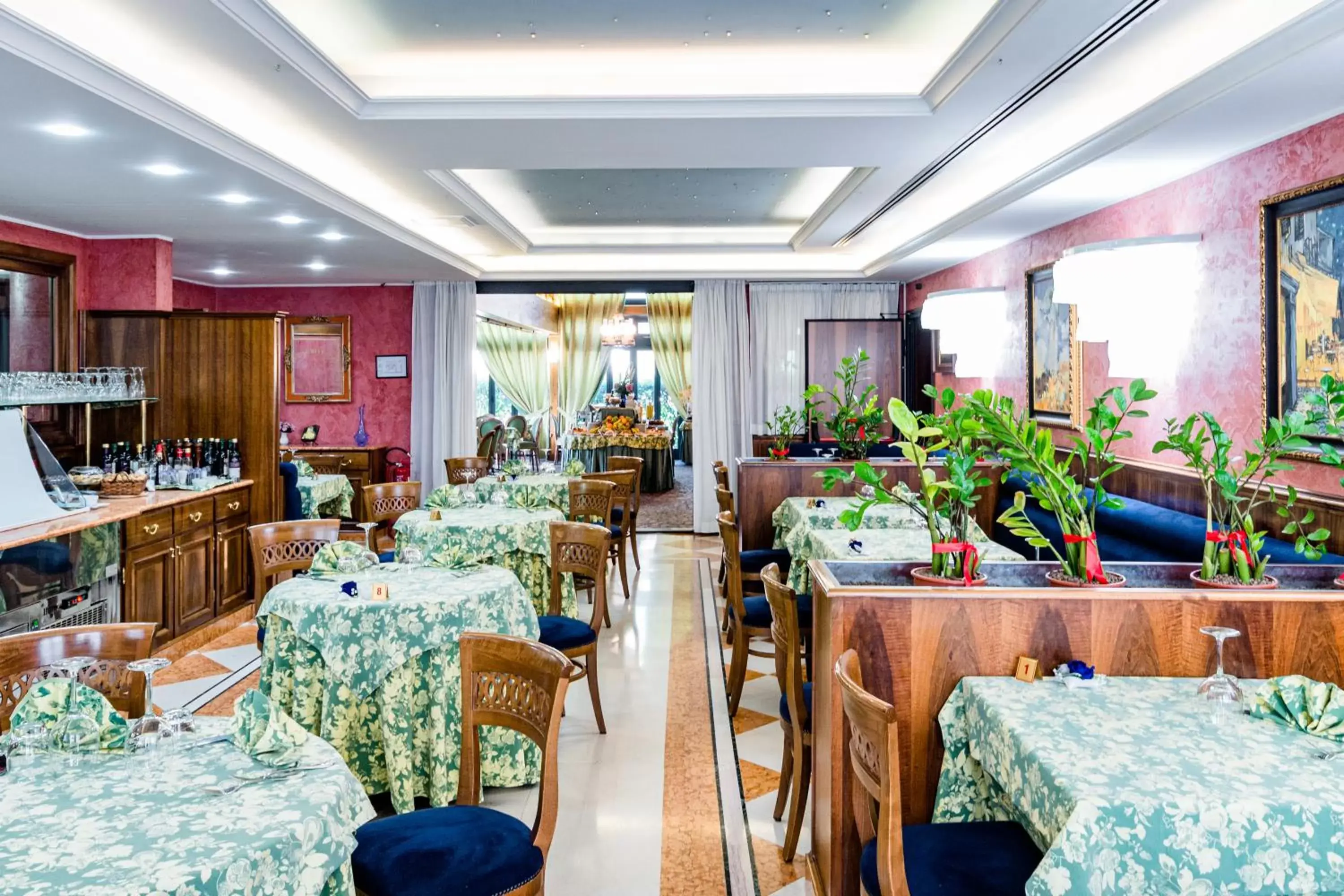 Restaurant/Places to Eat in Hotel Lucrezia Borgia