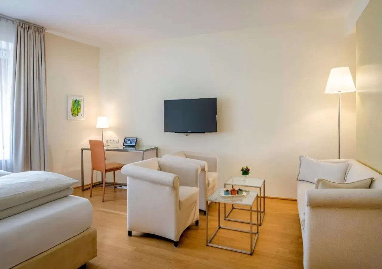 TV and multimedia in Boutique Hotel Hauser