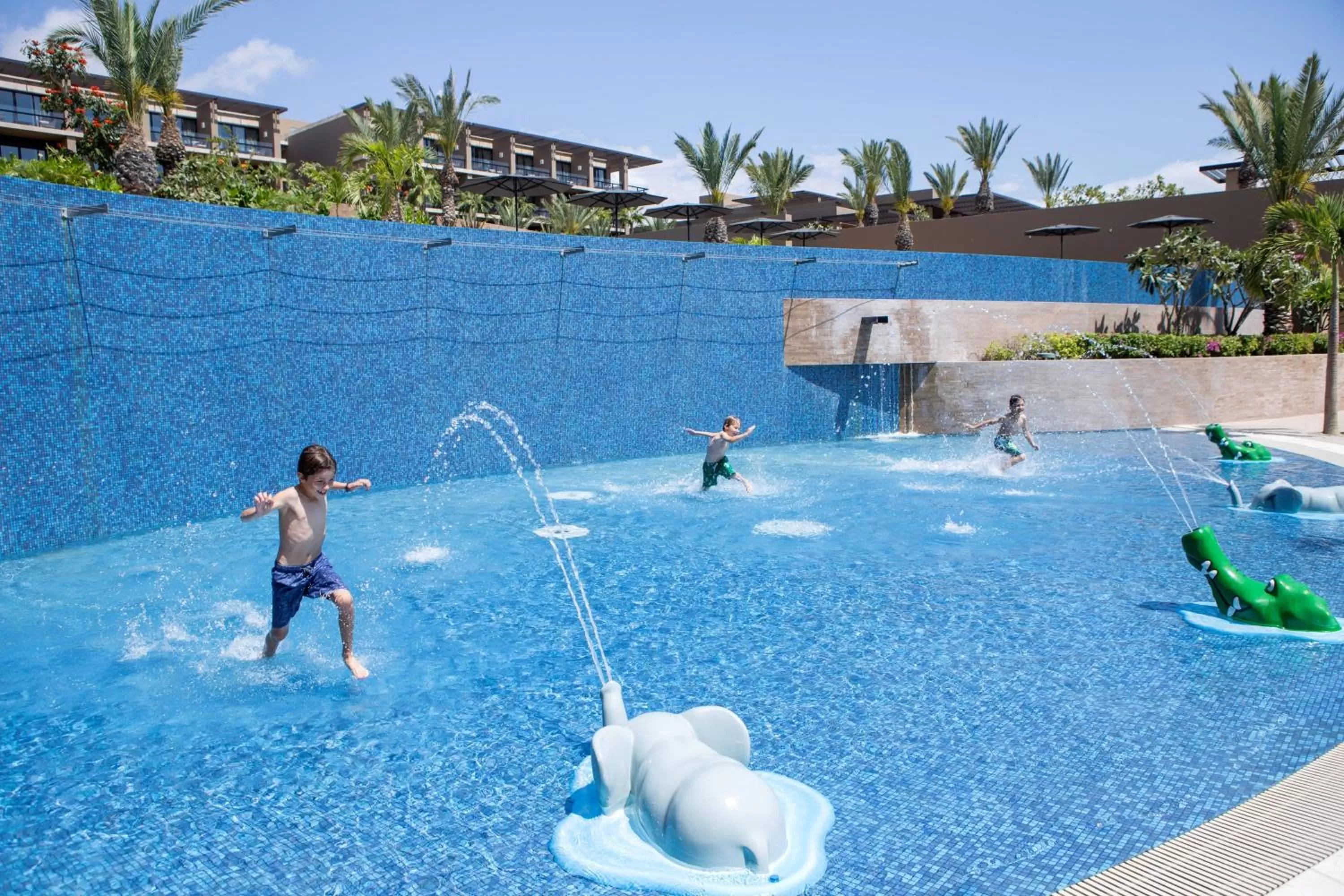 Swimming pool in JW Marriott Los Cabos Beach Resort & Spa