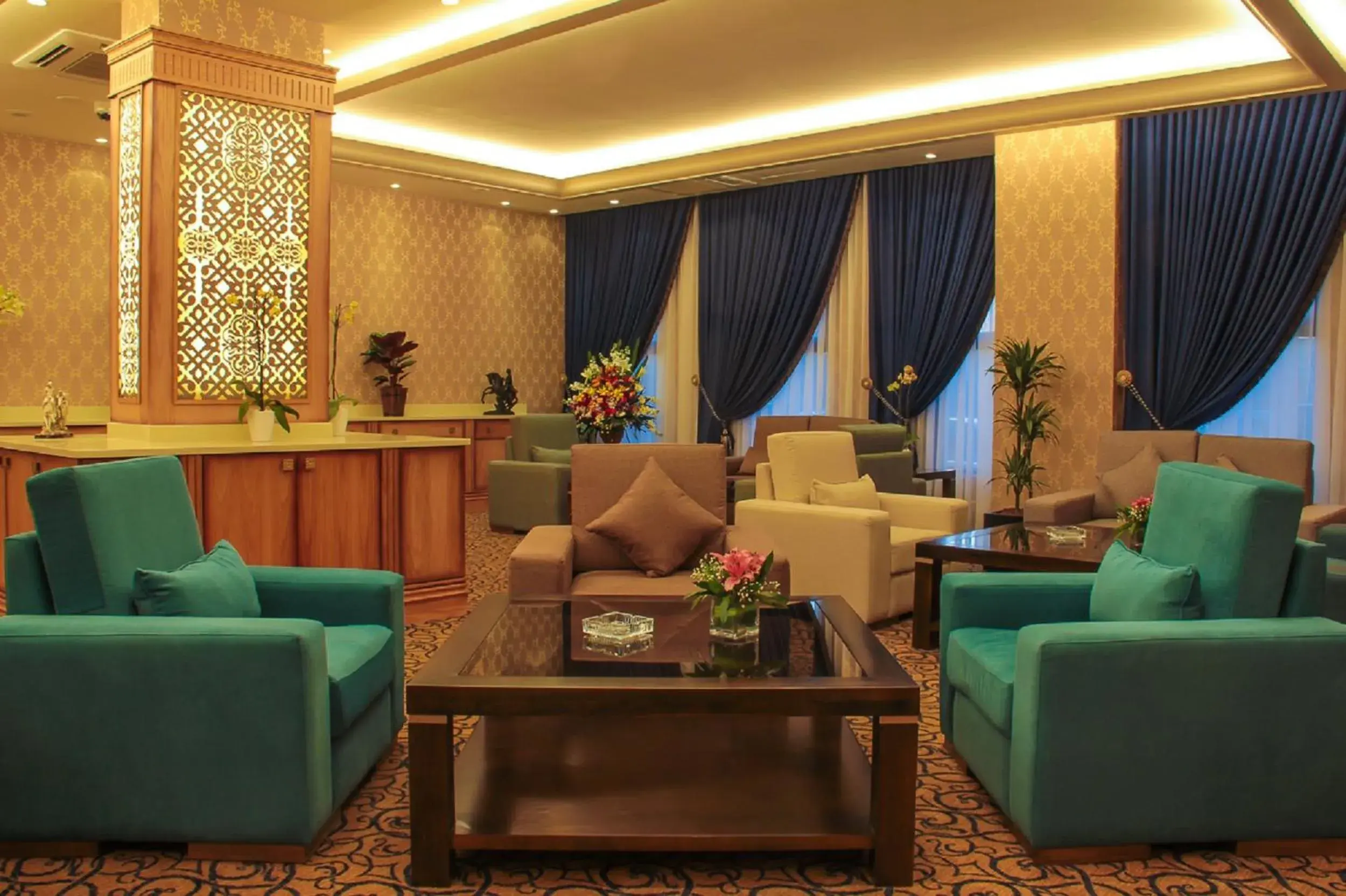 Lounge or bar, Seating Area in Thousand Nights Hotel