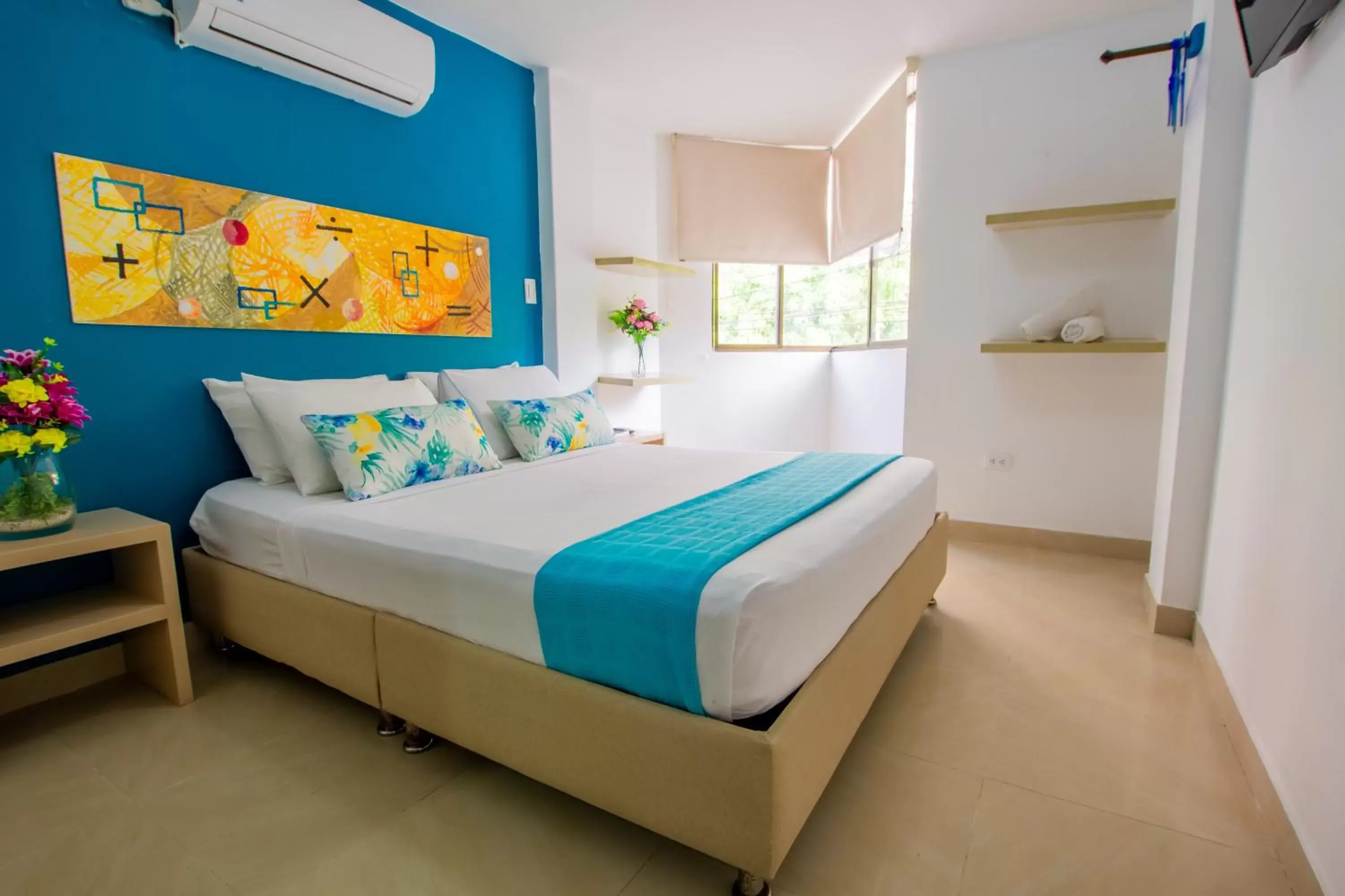 Bedroom, Bed in Hotel Taybo Beach