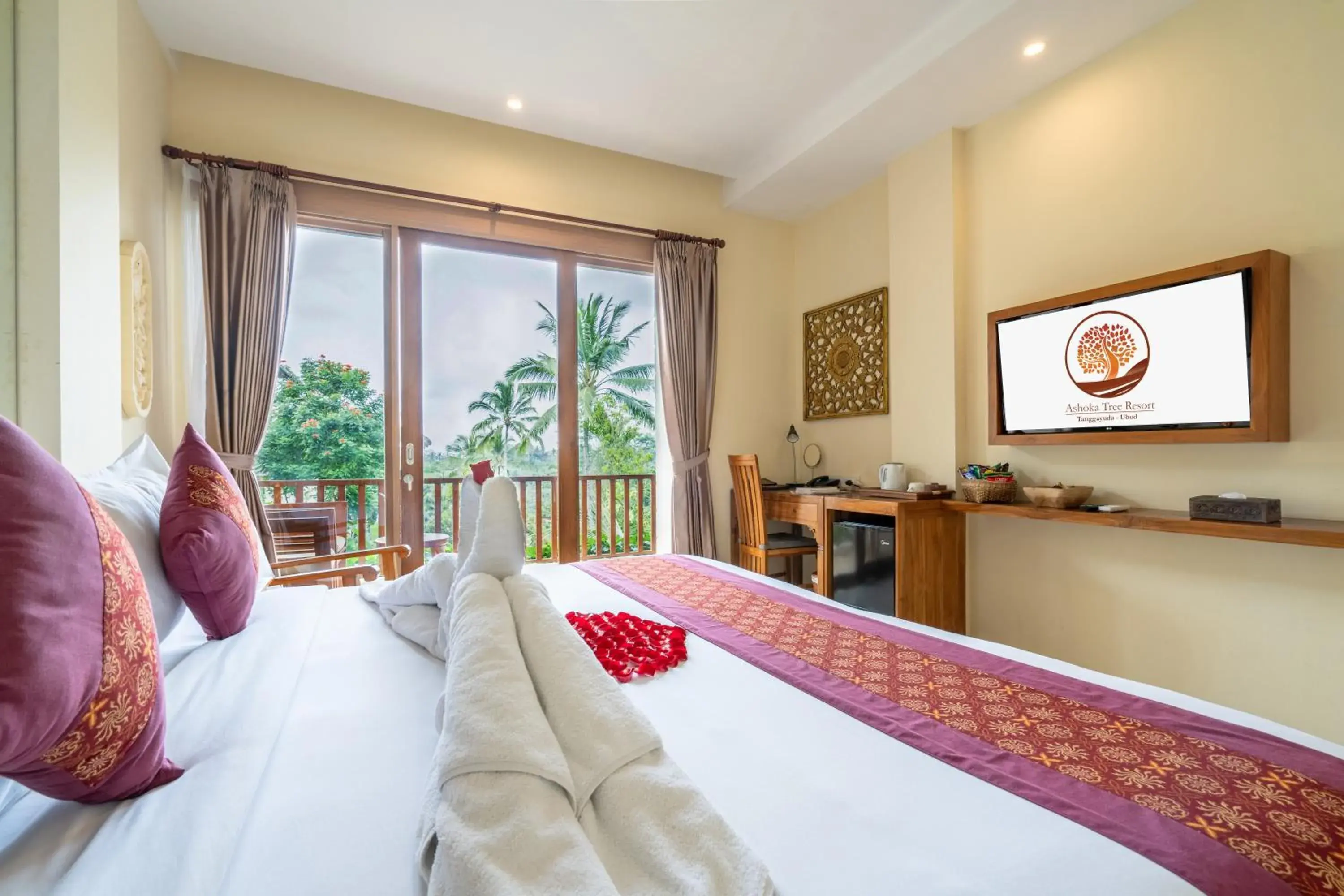 Deluxe Room in Ashoka Tree Resort at Tanggayuda Deluxe Room in Ashoka Tree Resort at Tanggayuda