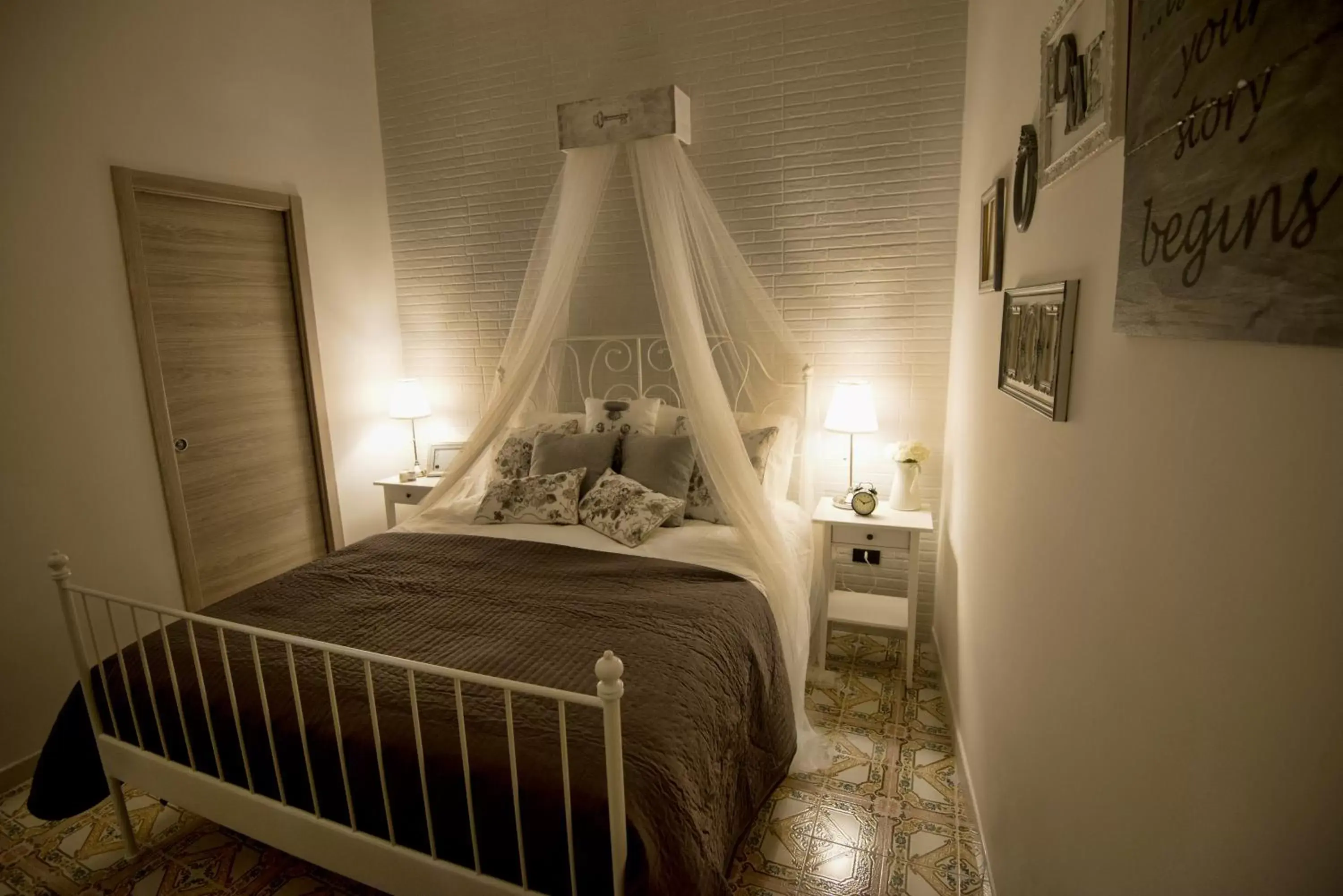 Bed in Elegant B&B - Il Vicolo storico