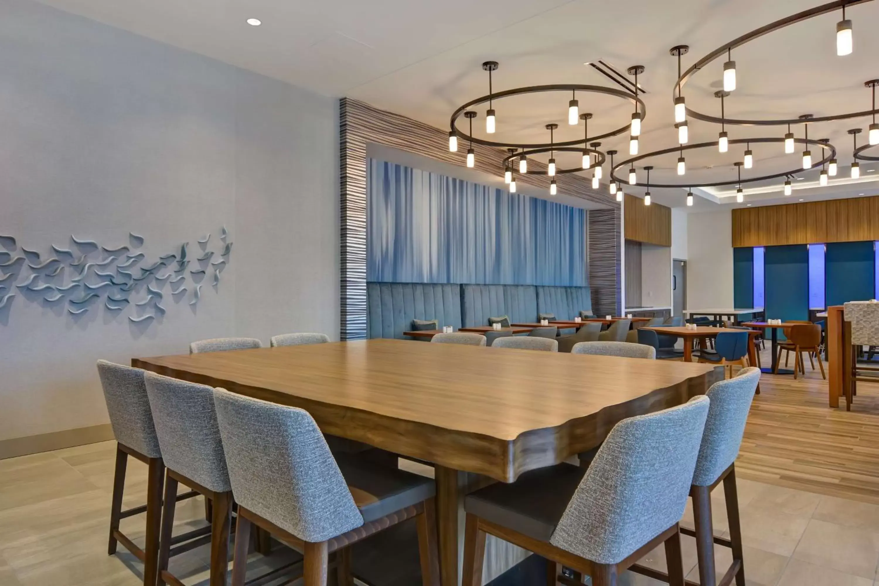 Dining area in Hilton Garden Inn Destin Miramar Beach, Fl