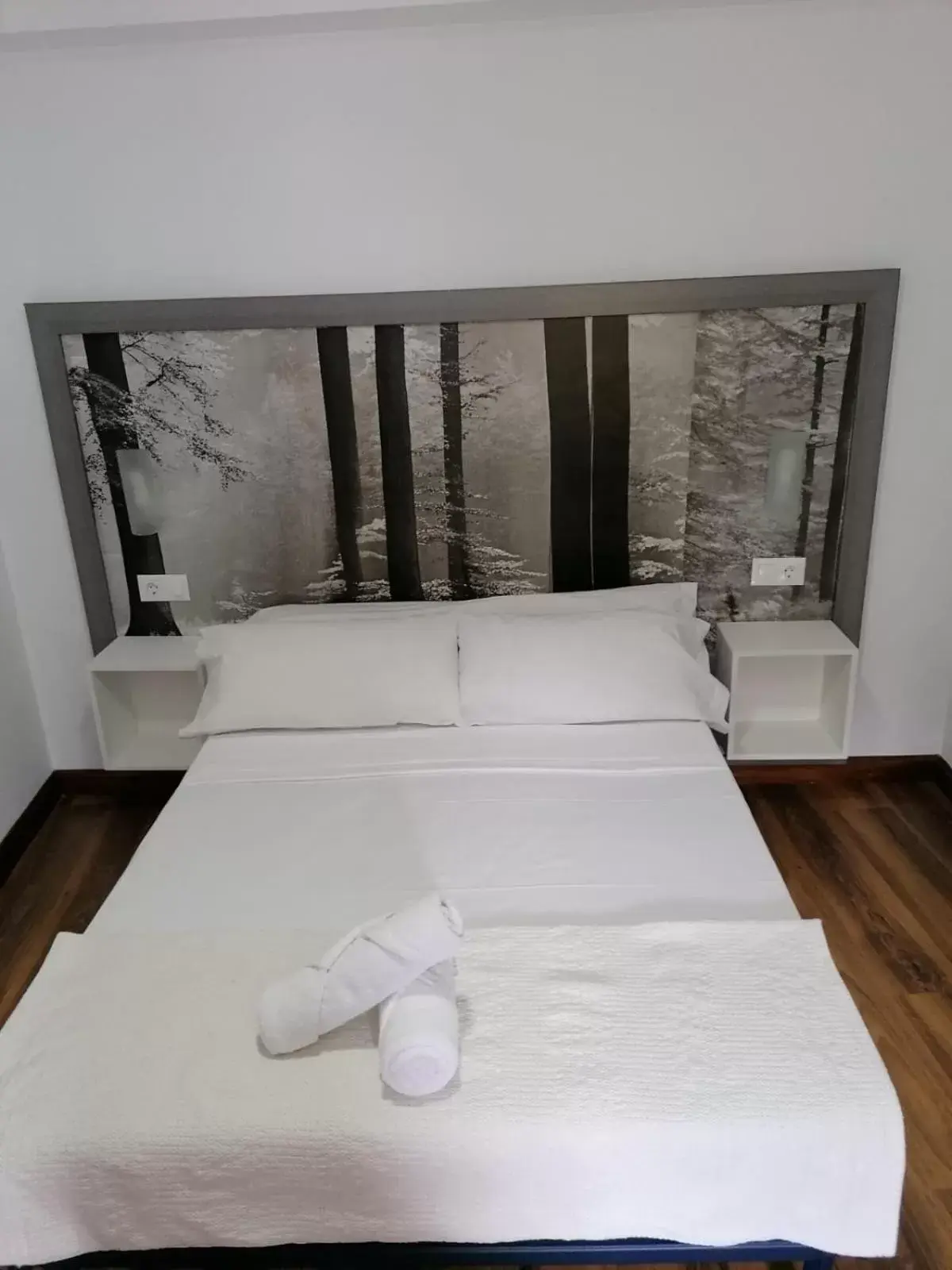 Guests, Bed in Hello Astur Green