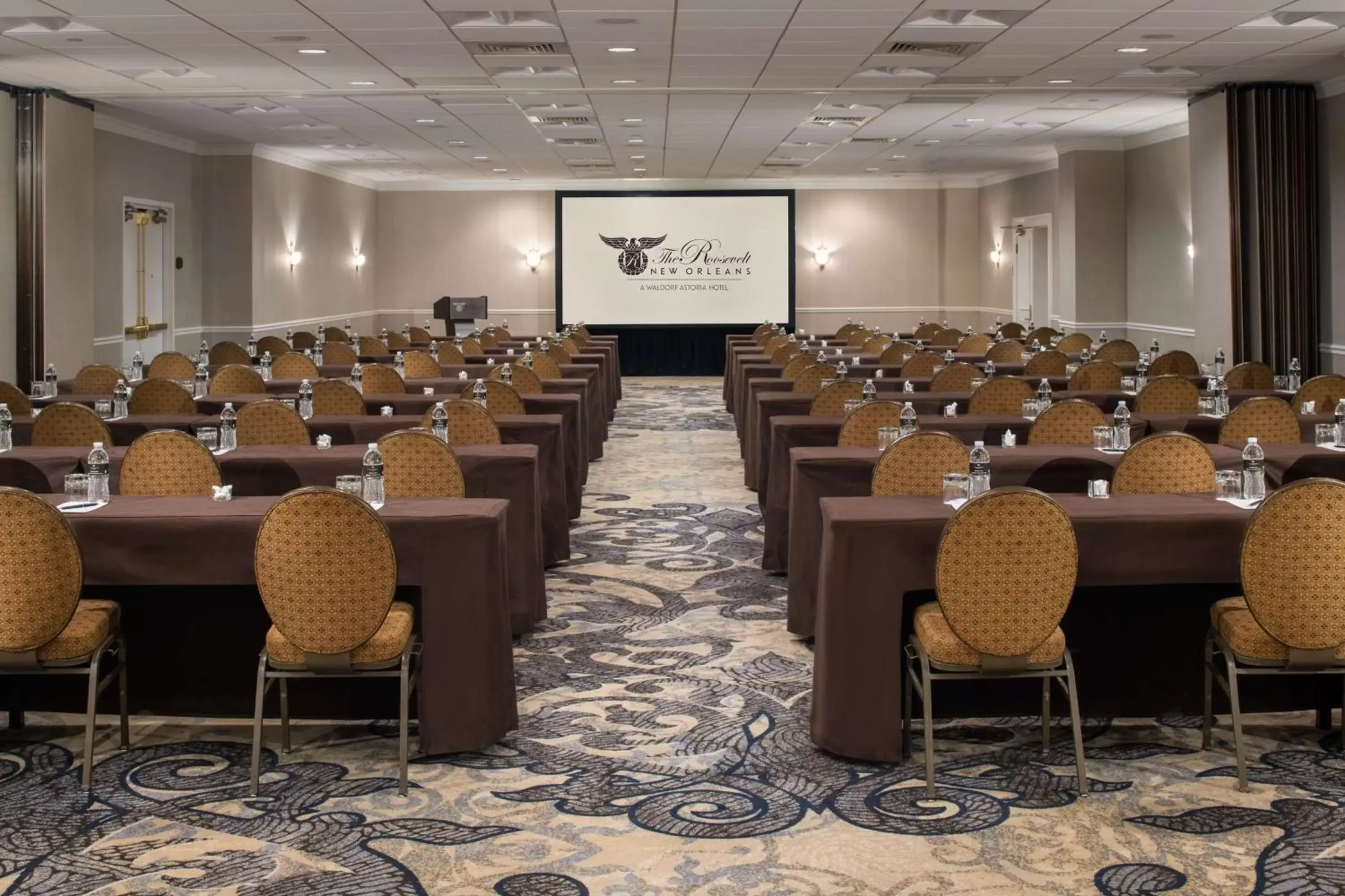 Meeting/conference room in The Roosevelt Hotel New Orleans - Waldorf Astoria Hotels & Resorts