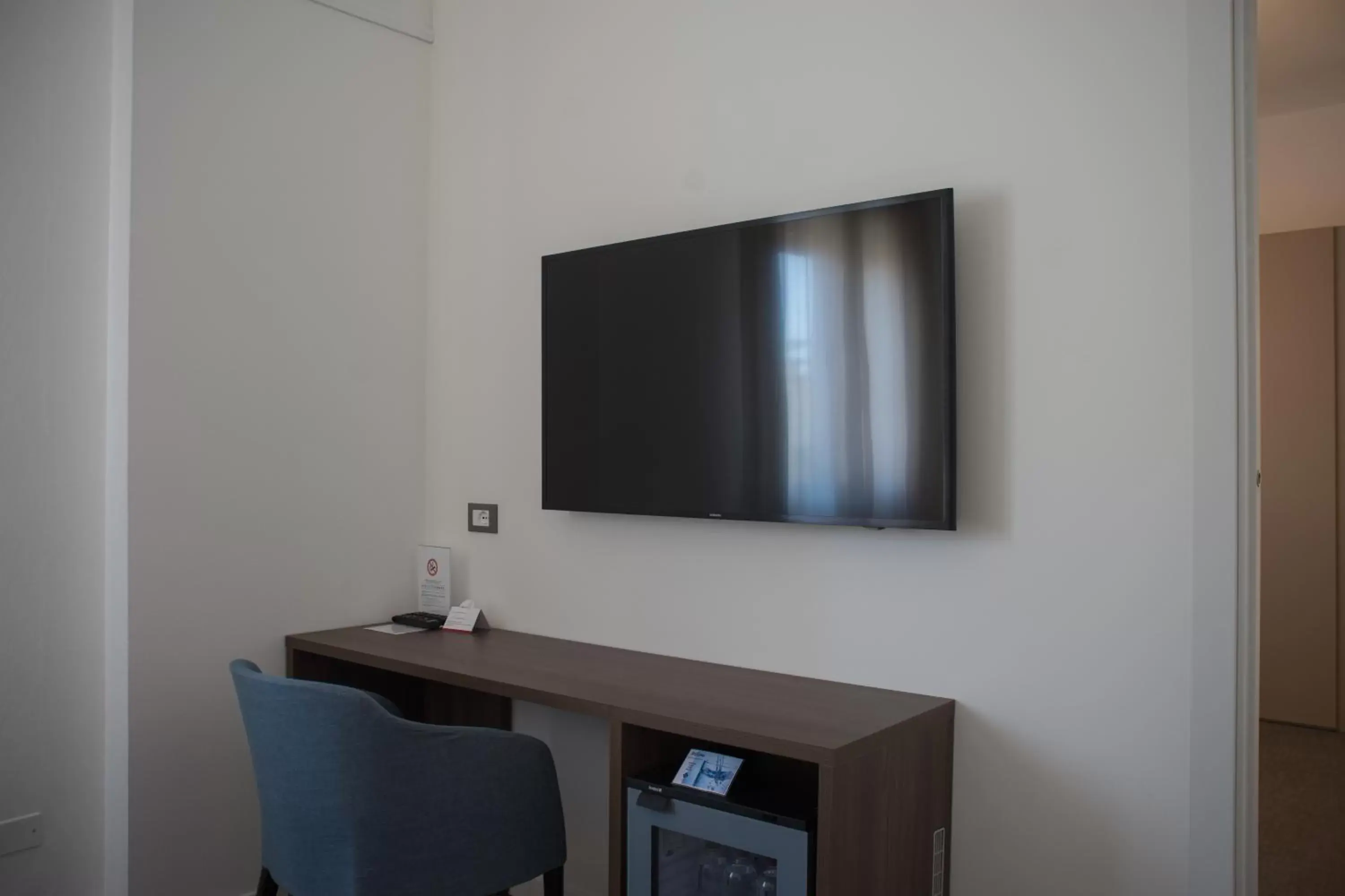 Decorative detail, TV/Entertainment Center in Hotel Villa Sorriso