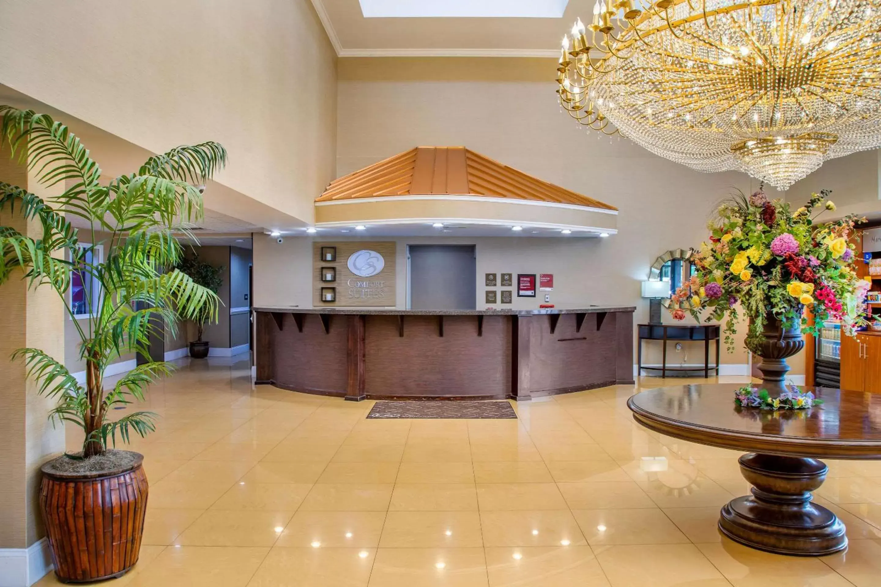 Lobby or reception, Lobby/Reception in Comfort Suites Savannah Gateway I-95