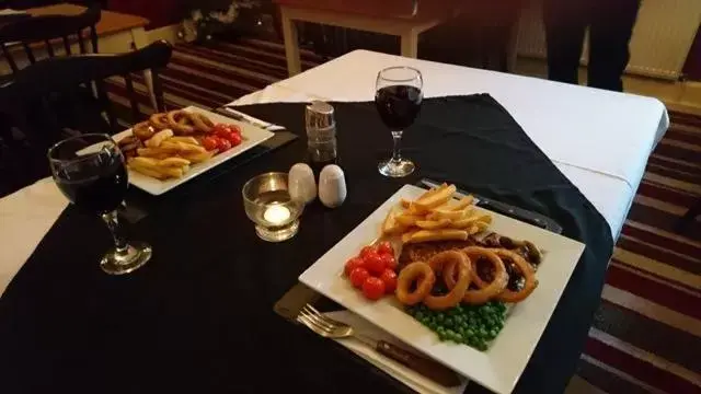 Dinner in Llanerch Inn