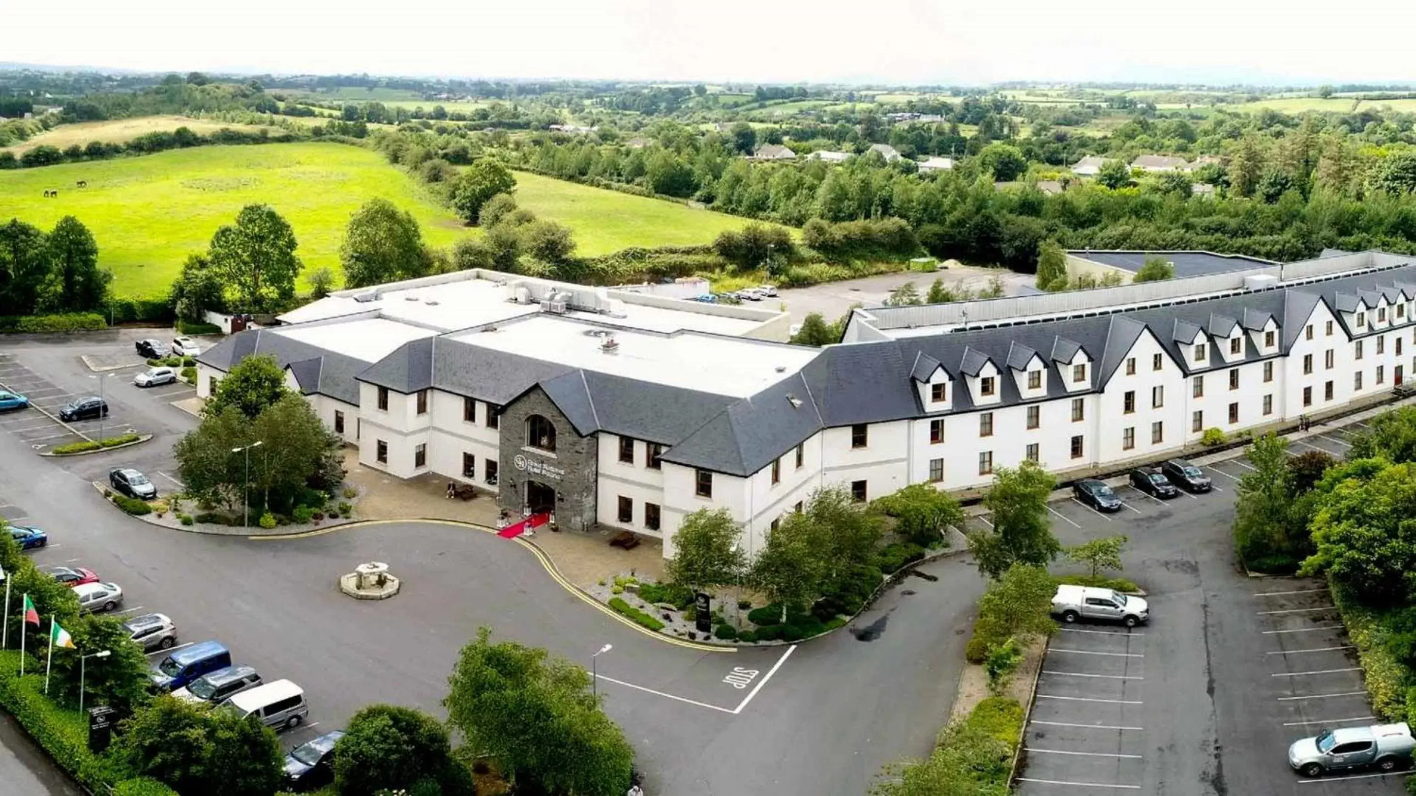 Property building, Bird's-eye View in Great National Hotel Ballina