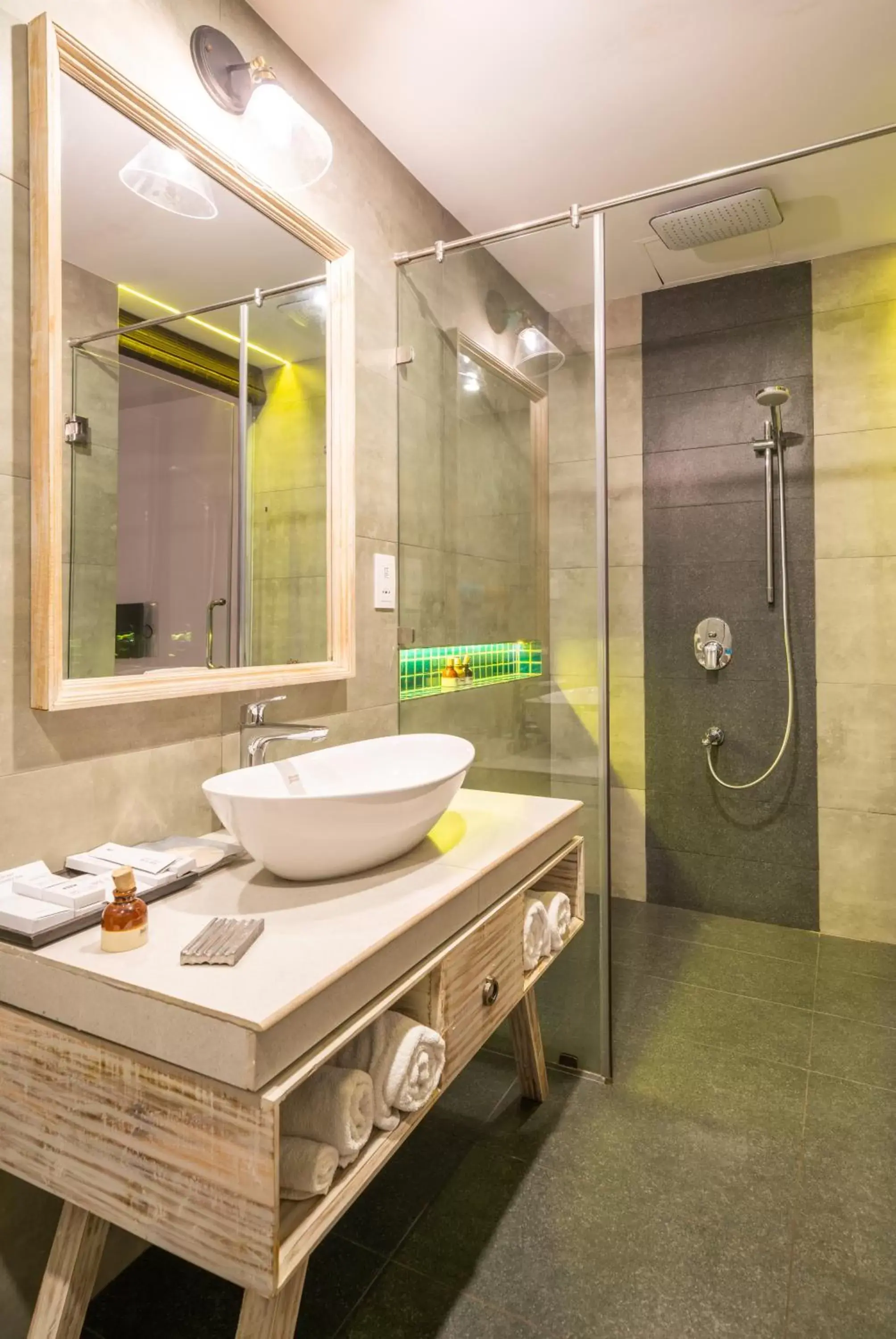 Bathroom in Triple O Six Bathroom in Triple O Six