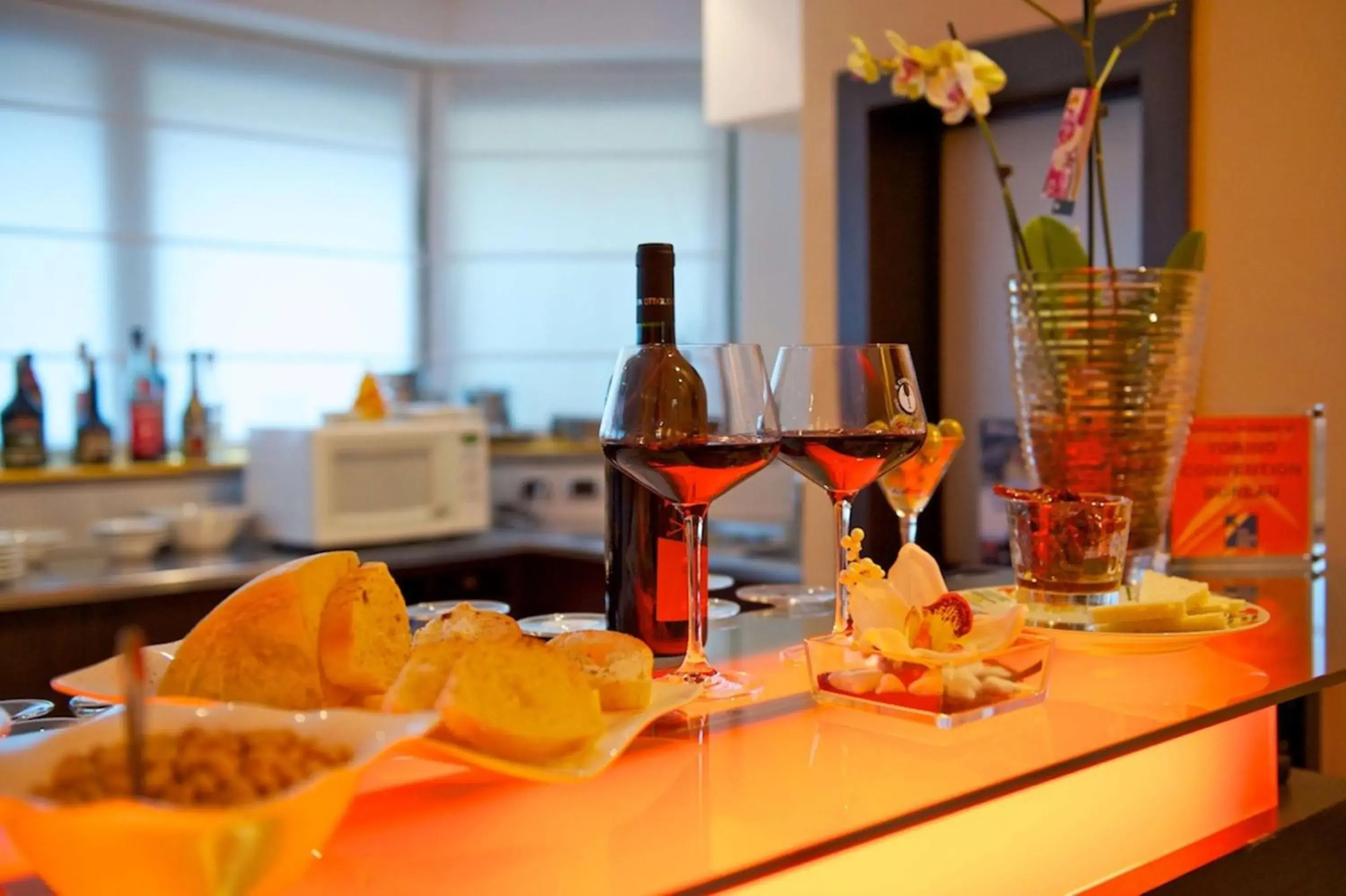 Restaurant/places to eat in Best Western Crystal Palace Hotel Restaurant/places to eat in Best Western Crystal Palace Hotel