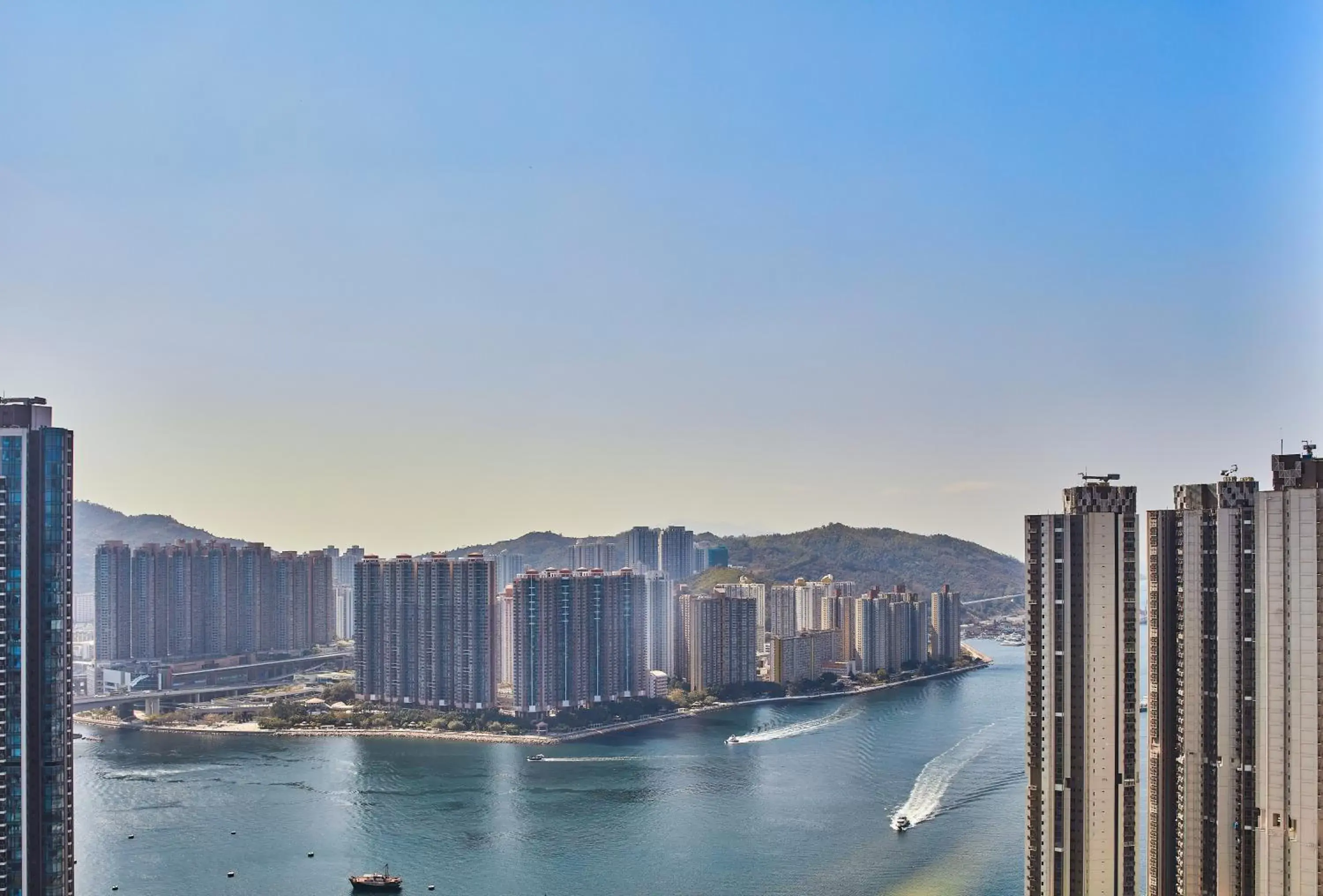 Sea view in Nina Hotel Tsuen Wan West