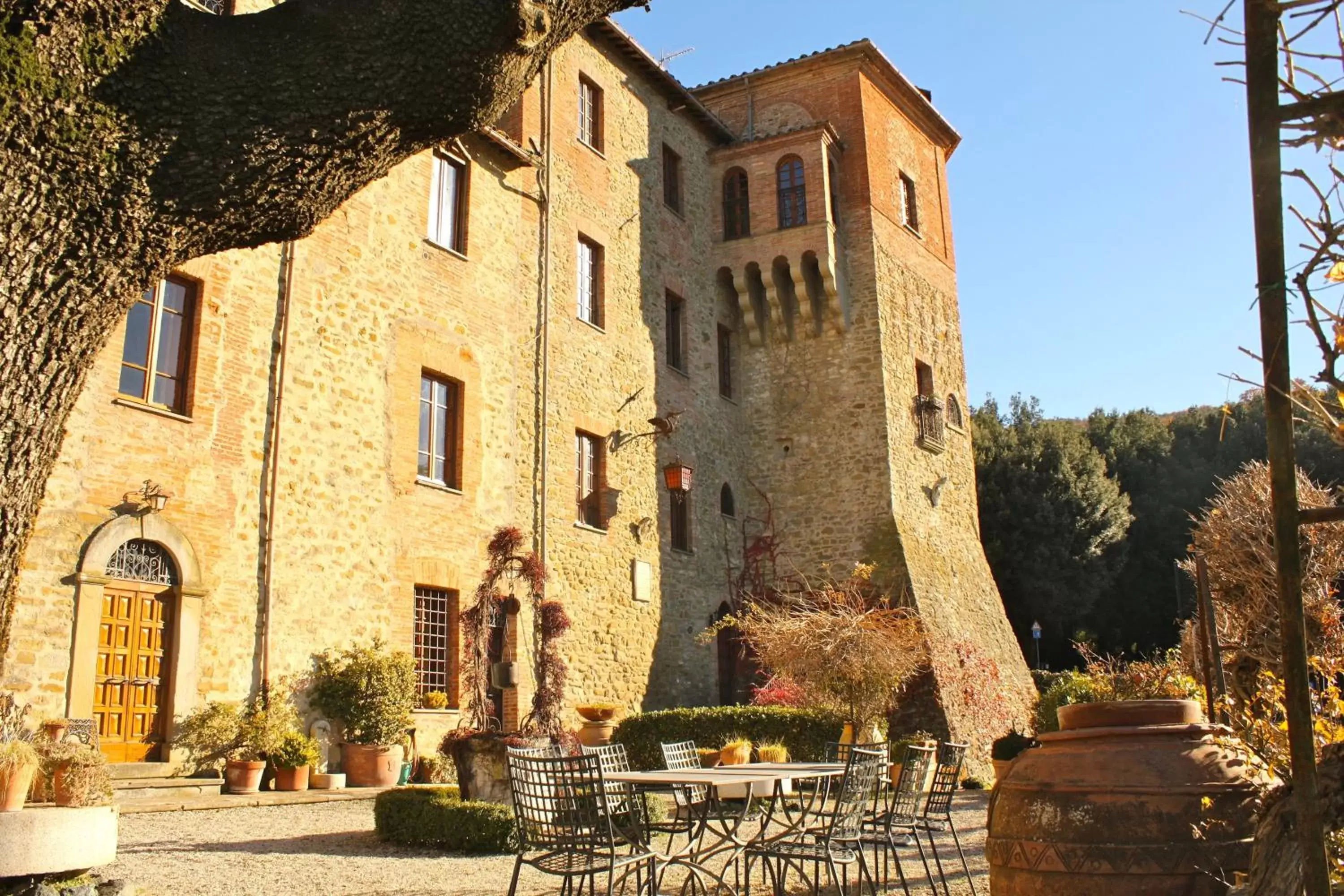 Property building, Garden in Relais Mastro Cinghiale