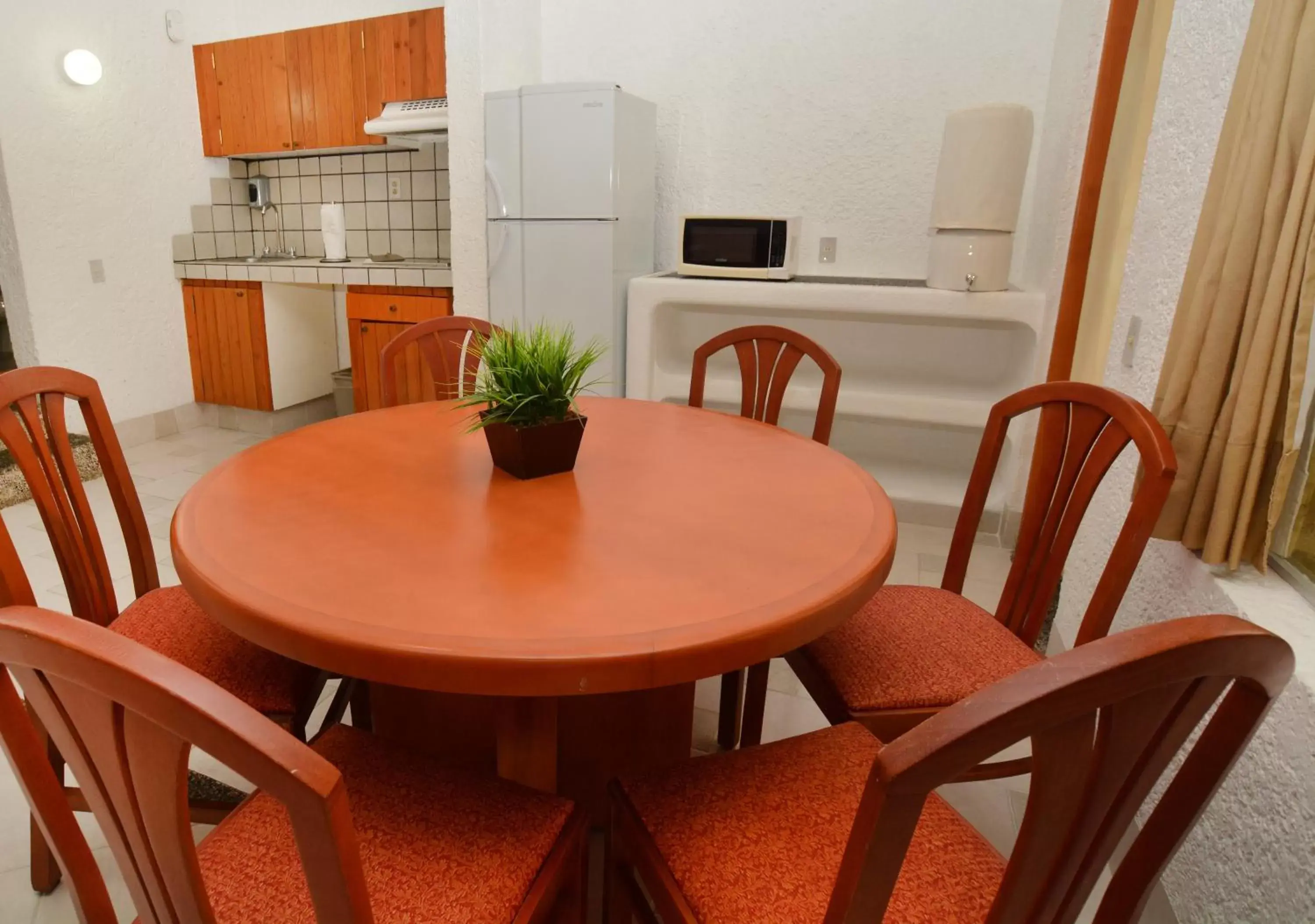 Dining Area in Pacifica Resort Ixtapa