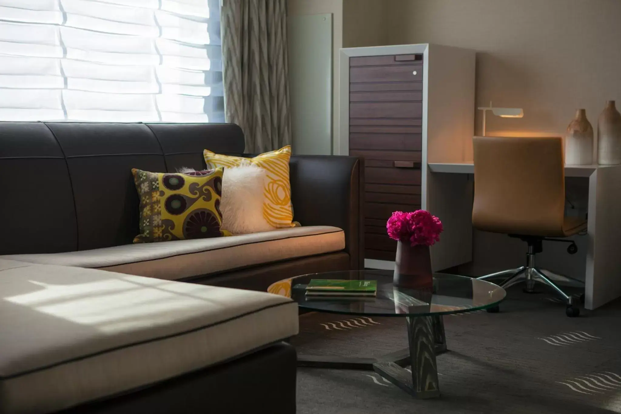 Photo of the whole room, Seating Area in Kimpton Hotel Palomar Phoenix Cityscape, an IHG Hotel