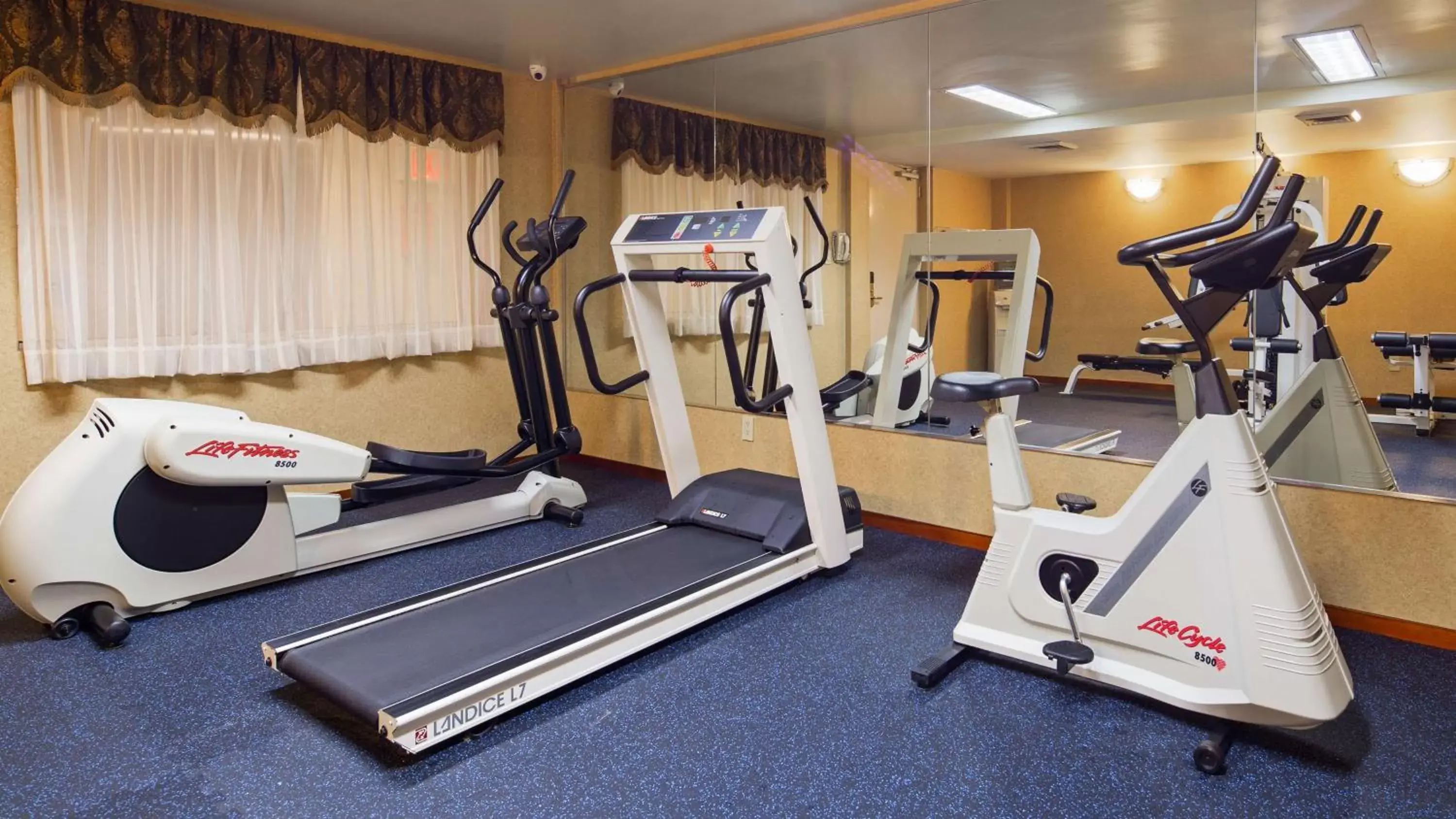 Fitness centre/facilities, Fitness Center/Facilities in Best Western Queens Court