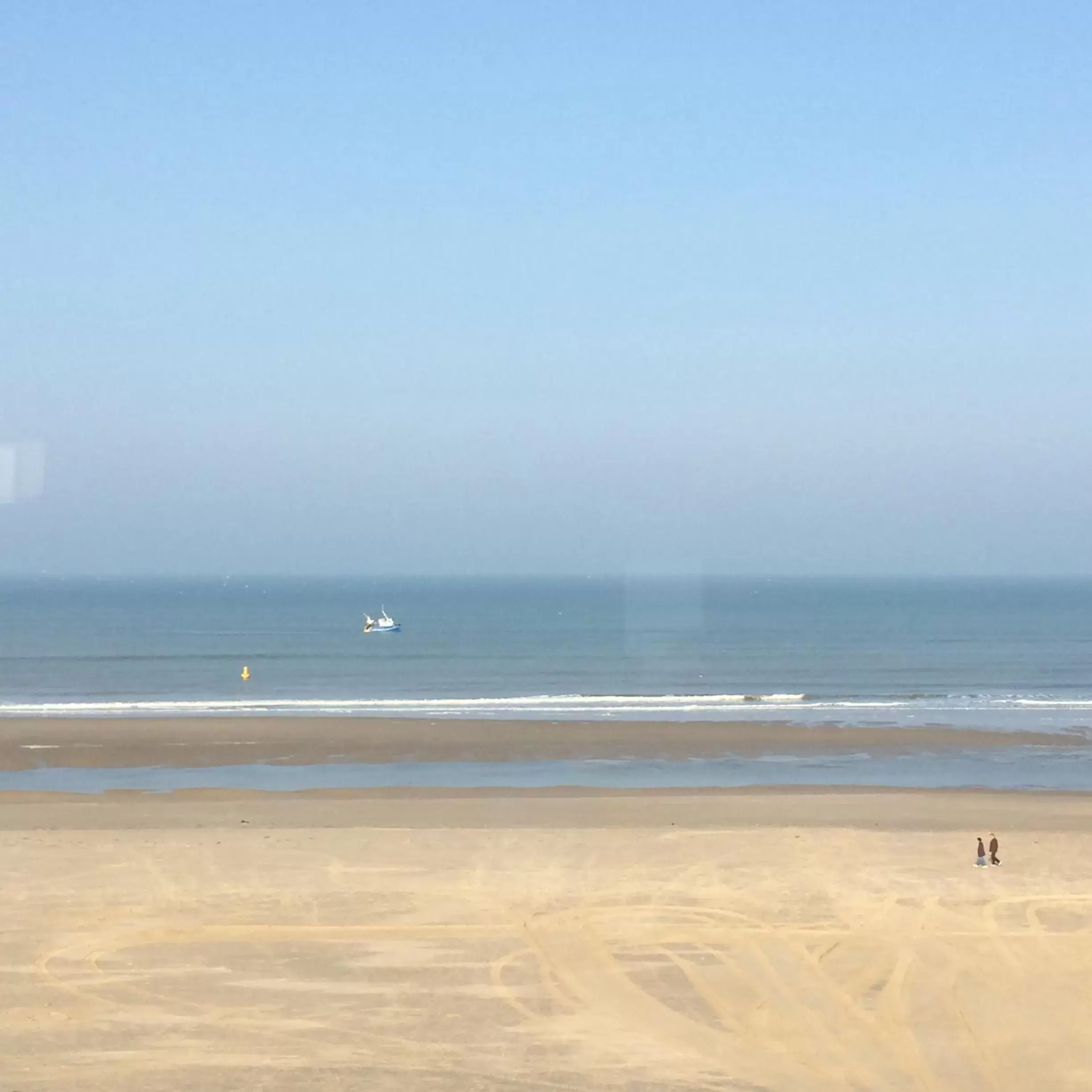 Beach in Les Chambres d'Hôtes de la Mer